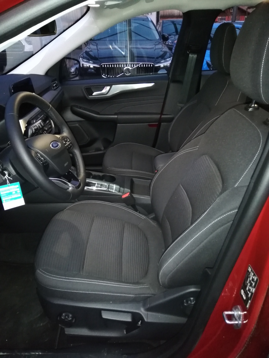 FORD Kuga (A) 2.5 Plug-in Hybrid Titanium-image-16