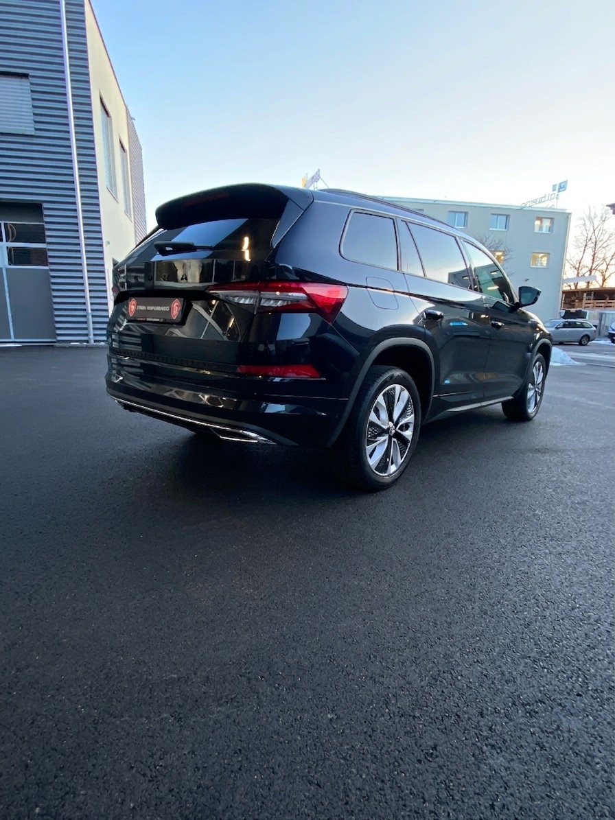 SKODA Kodiaq 2.0 TDI CR SportLine 4x4 DSG 7-Plätzer-image-4