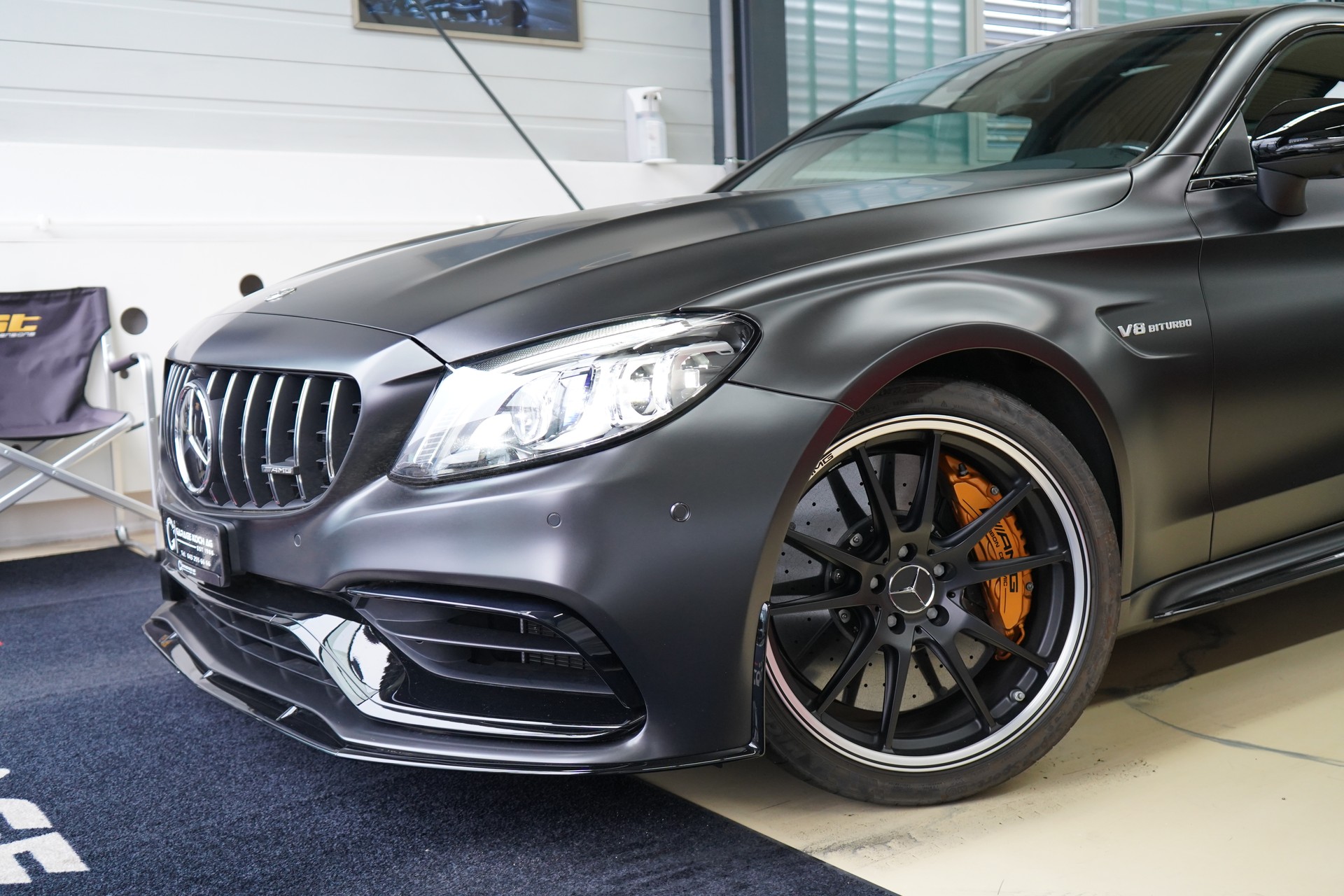 MERCEDES-BENZ C 63 S AMG 9G-tronic / Keramik Bremsen **-showroom-element-3
