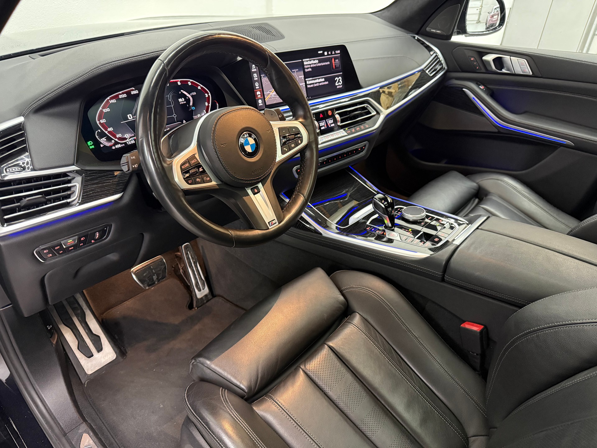 BMW X7 xDrive M50i Steptronic-image-11