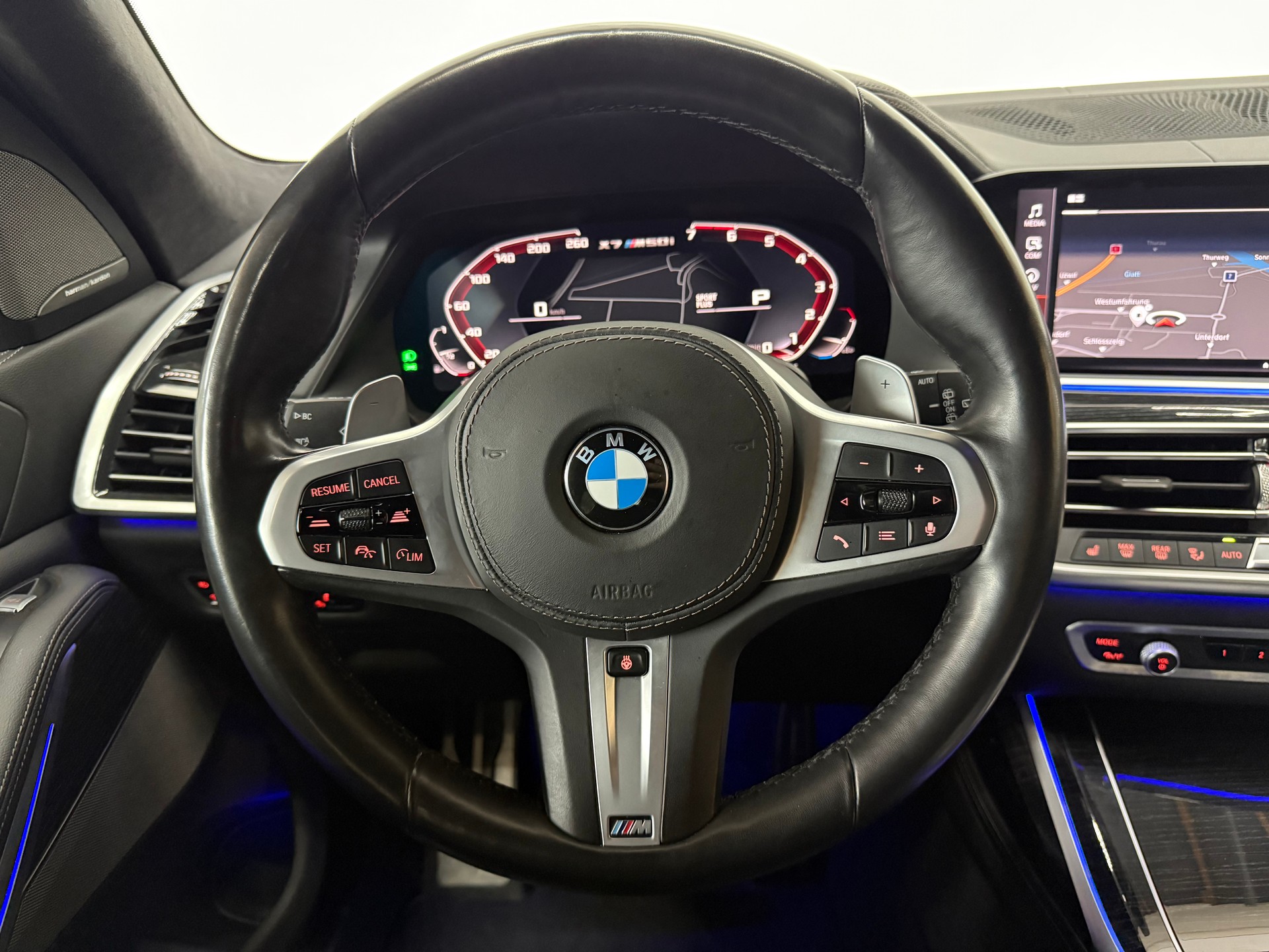 BMW X7 xDrive M50i Steptronic-image-16
