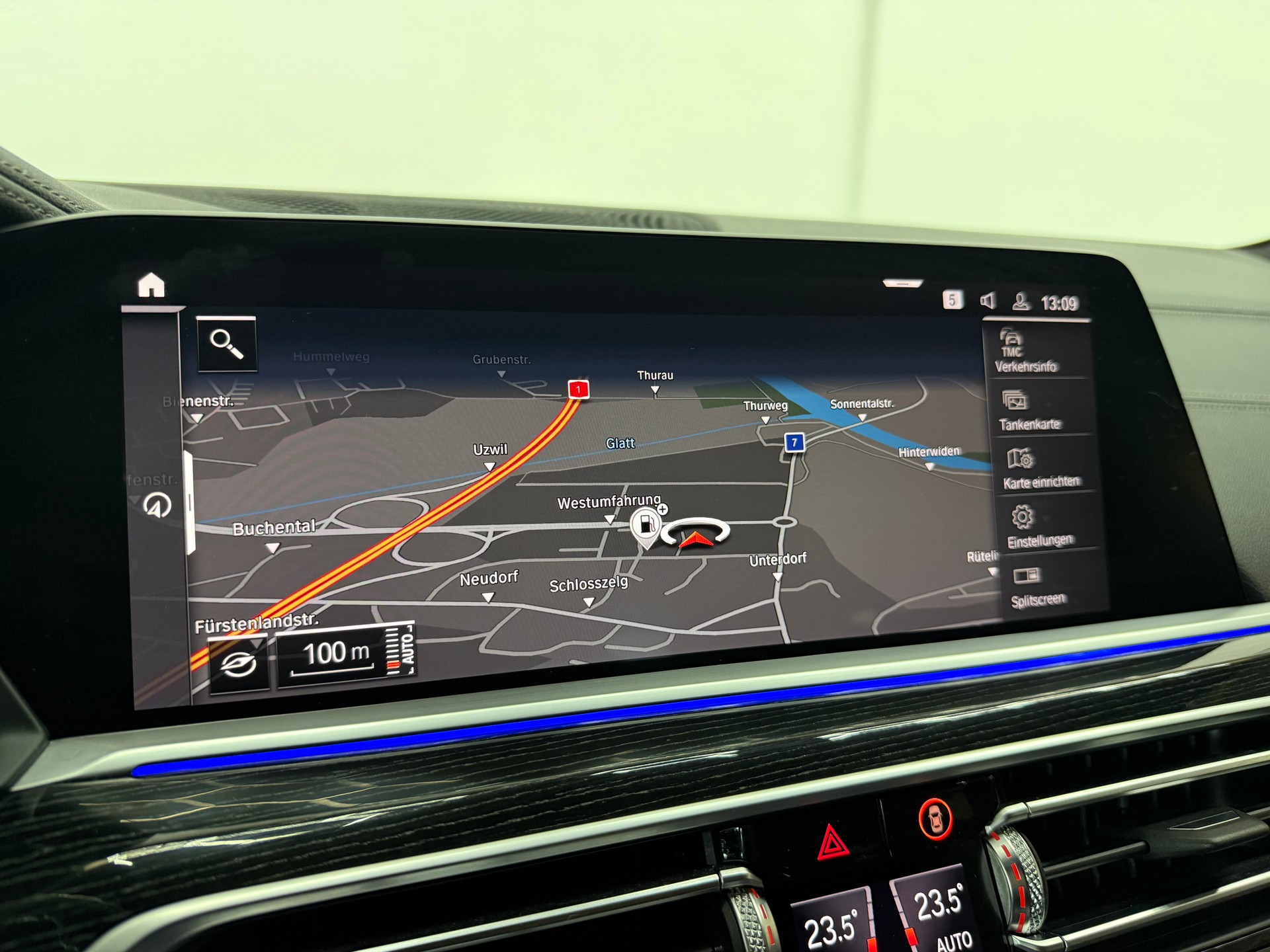 BMW X7 xDrive M50i Steptronic-image-19