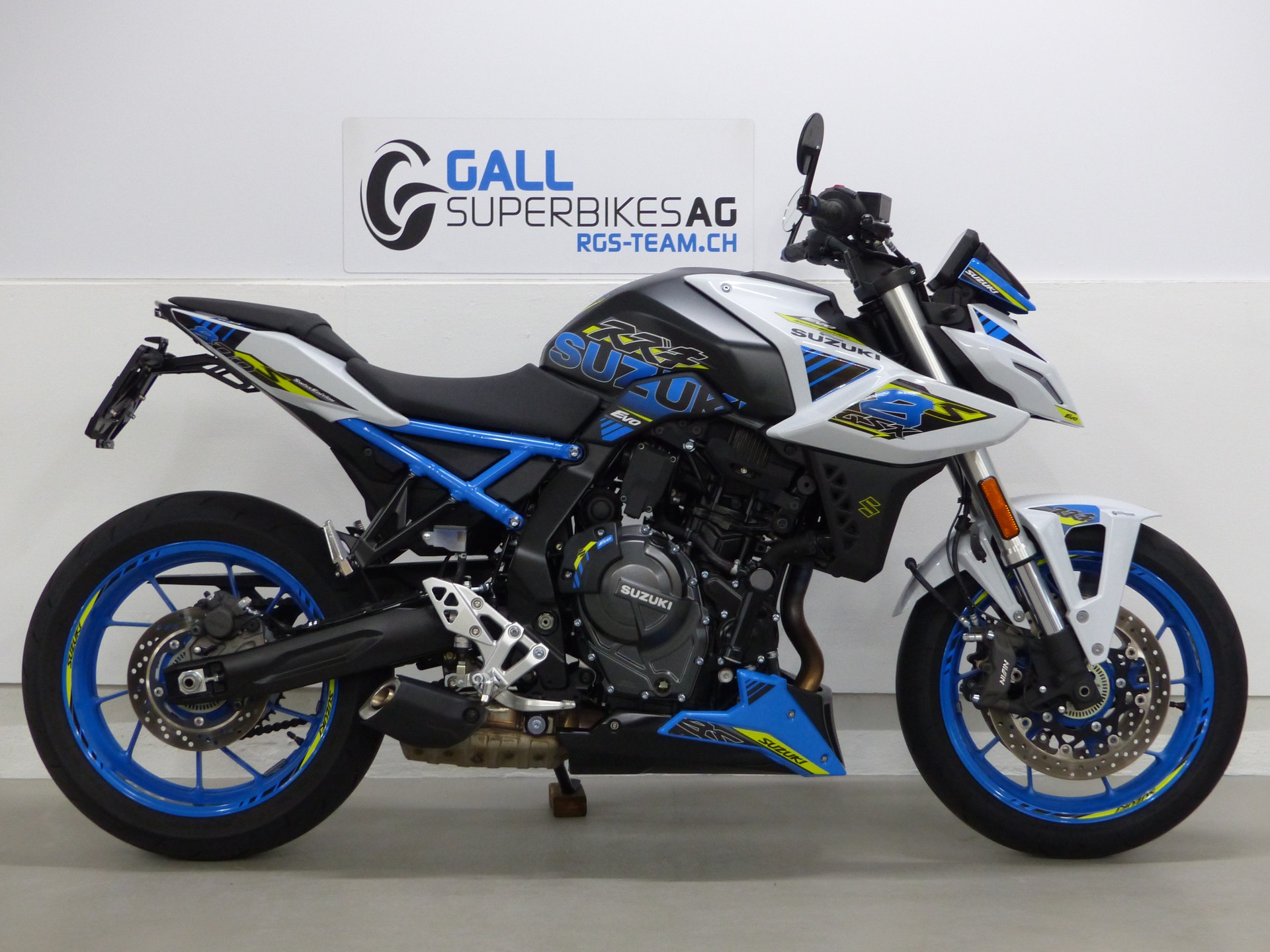 SUZUKI GSX-8S EVO ABS mit Zubehör 35kW