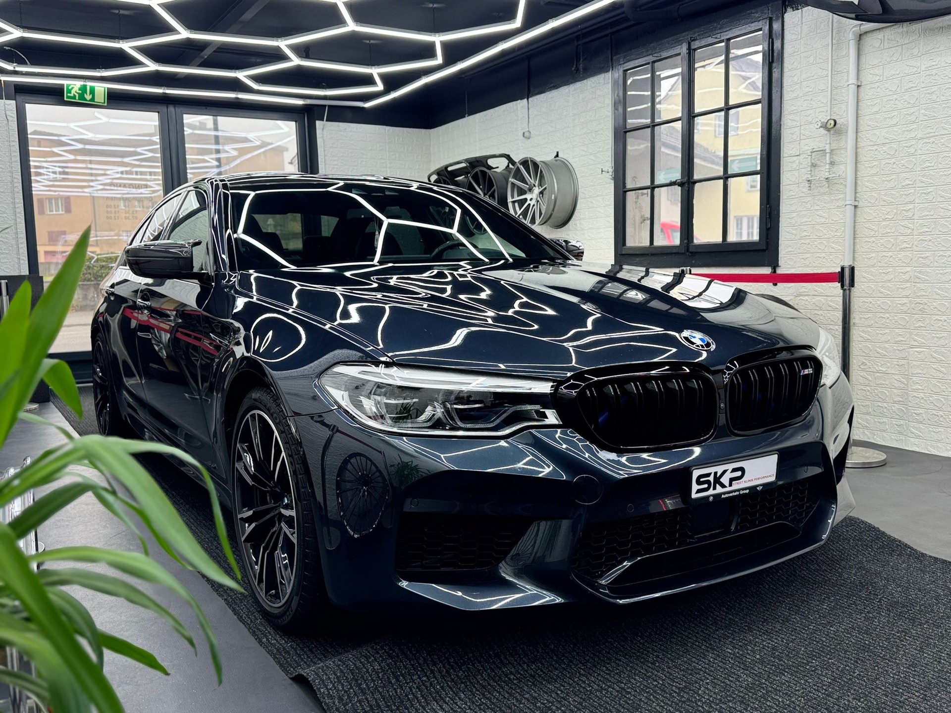 BMW M5 xDrive Drivelogic
