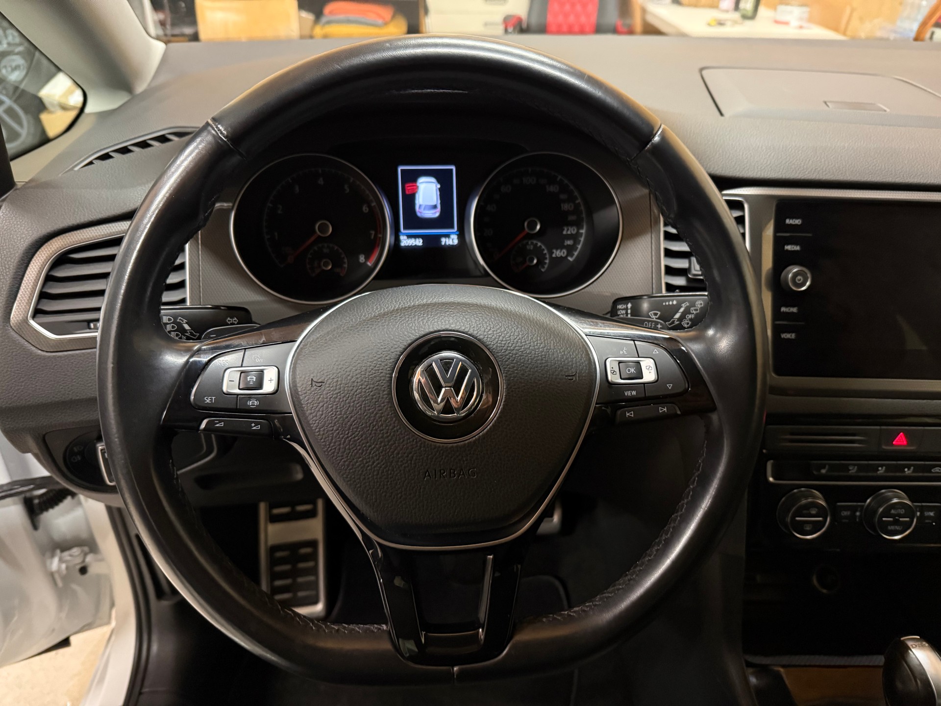 VW Golf Sportsvan 1.5 TSI EVO Comfortline DSG-image-9