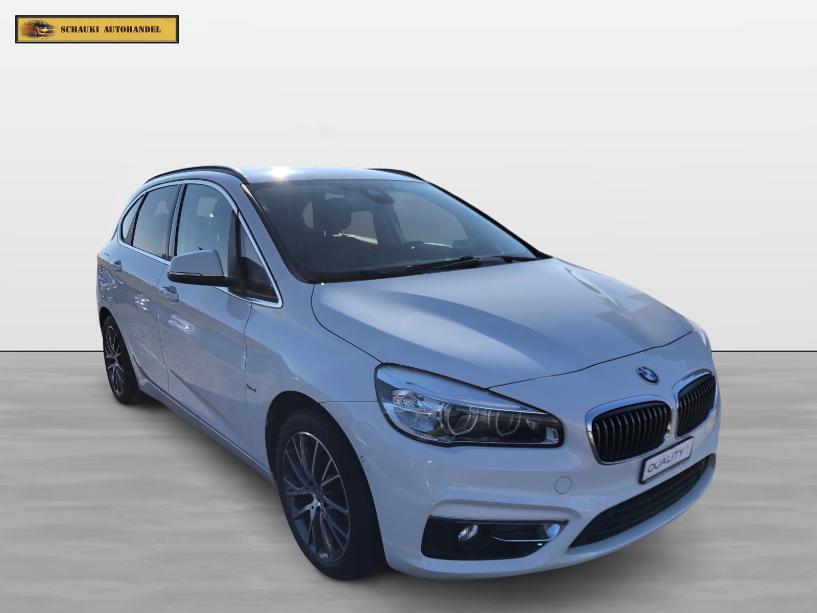 BMW 225i xDrive Active Tourer M-SPORT Steptronic-showroom-element-2