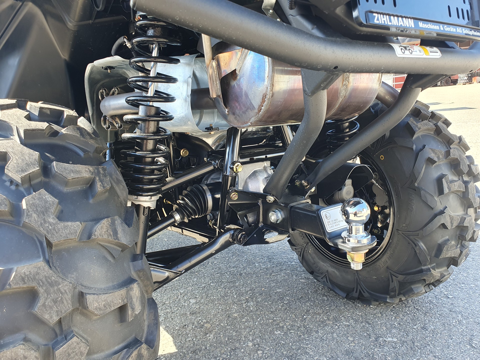 CAN-AM Outlander 700 MAX XT ABS-image-9