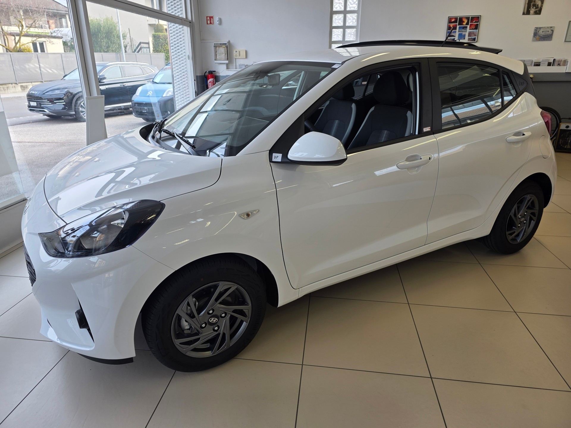 HYUNDAI i10 1.0 Origo Aut.-image-3