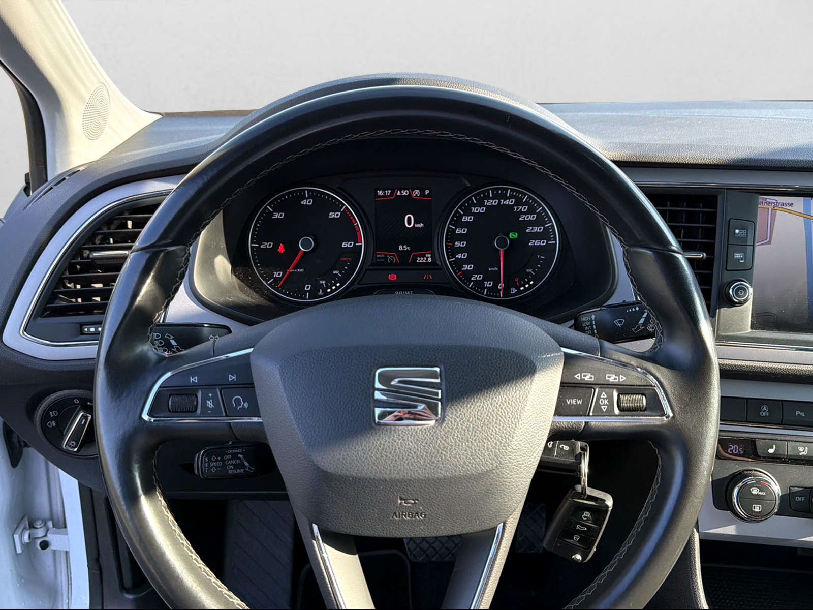 SEAT Leon ST 2.0 TDI CR Style 4Drive DSG-image-12