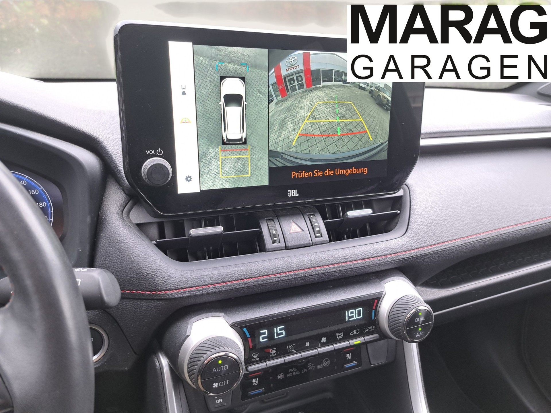 TOYOTA RAV-4 2.5 PHEV Platinum e-CVT 4WD-image-13
