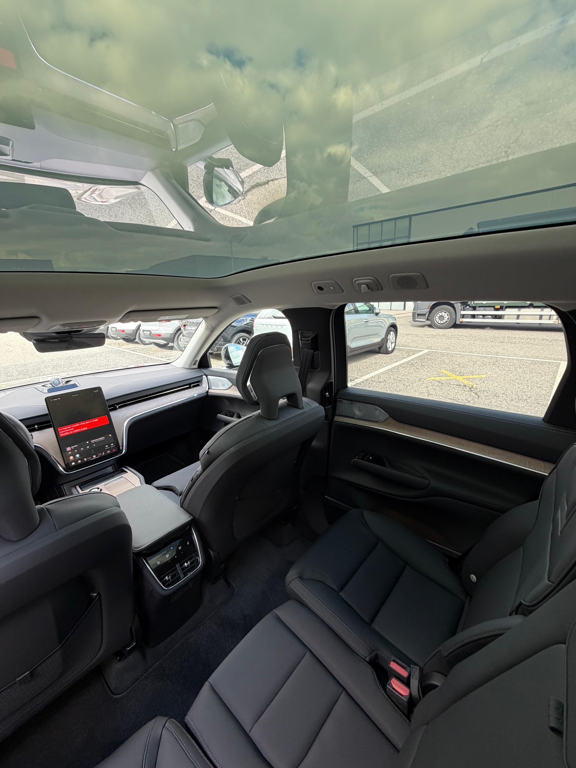 VOLVO EX90 Twin Performance Ultra AWD-image-16