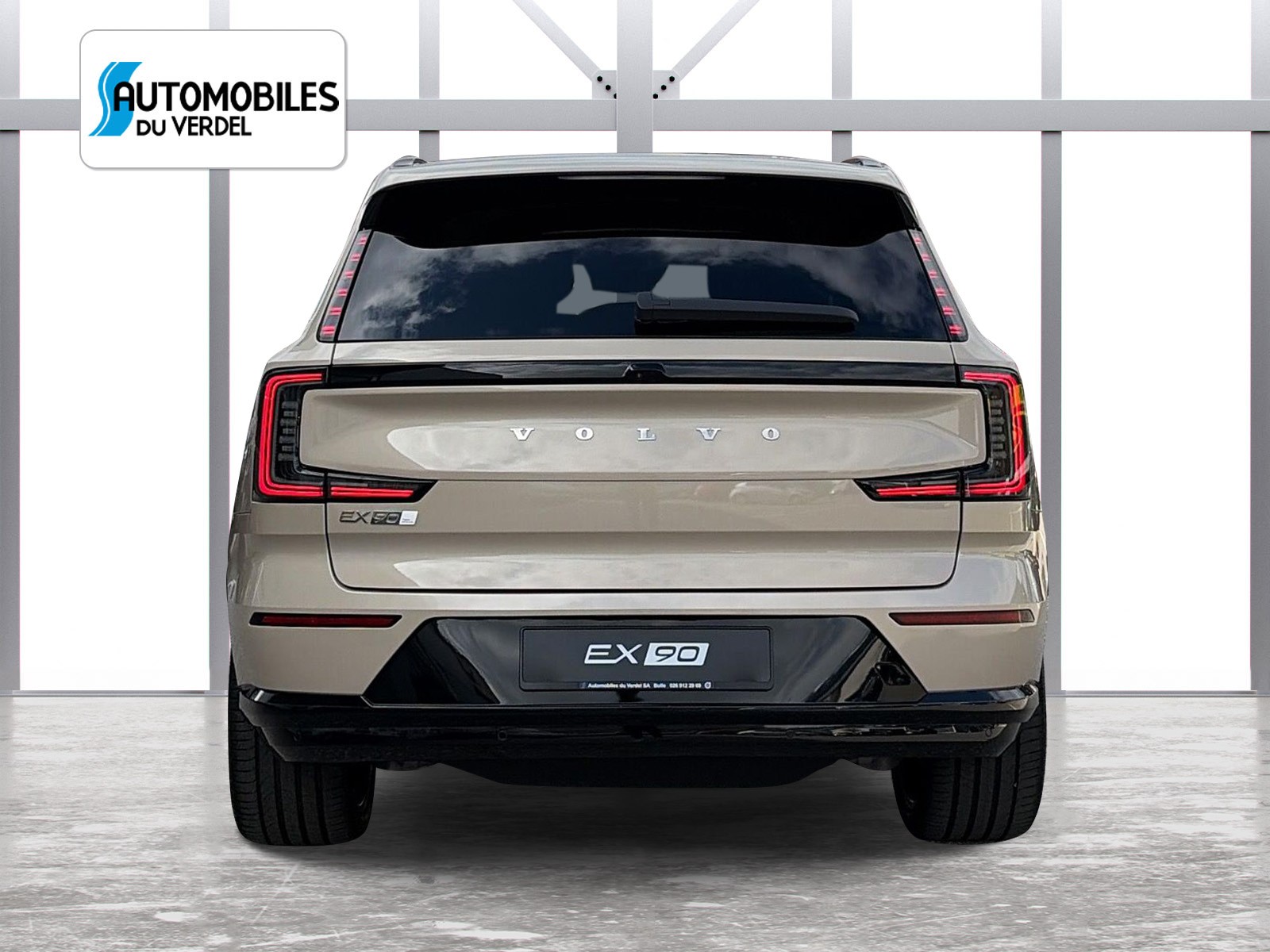 VOLVO EX90 Twin Performance Ultra AWD-showroom-element-3