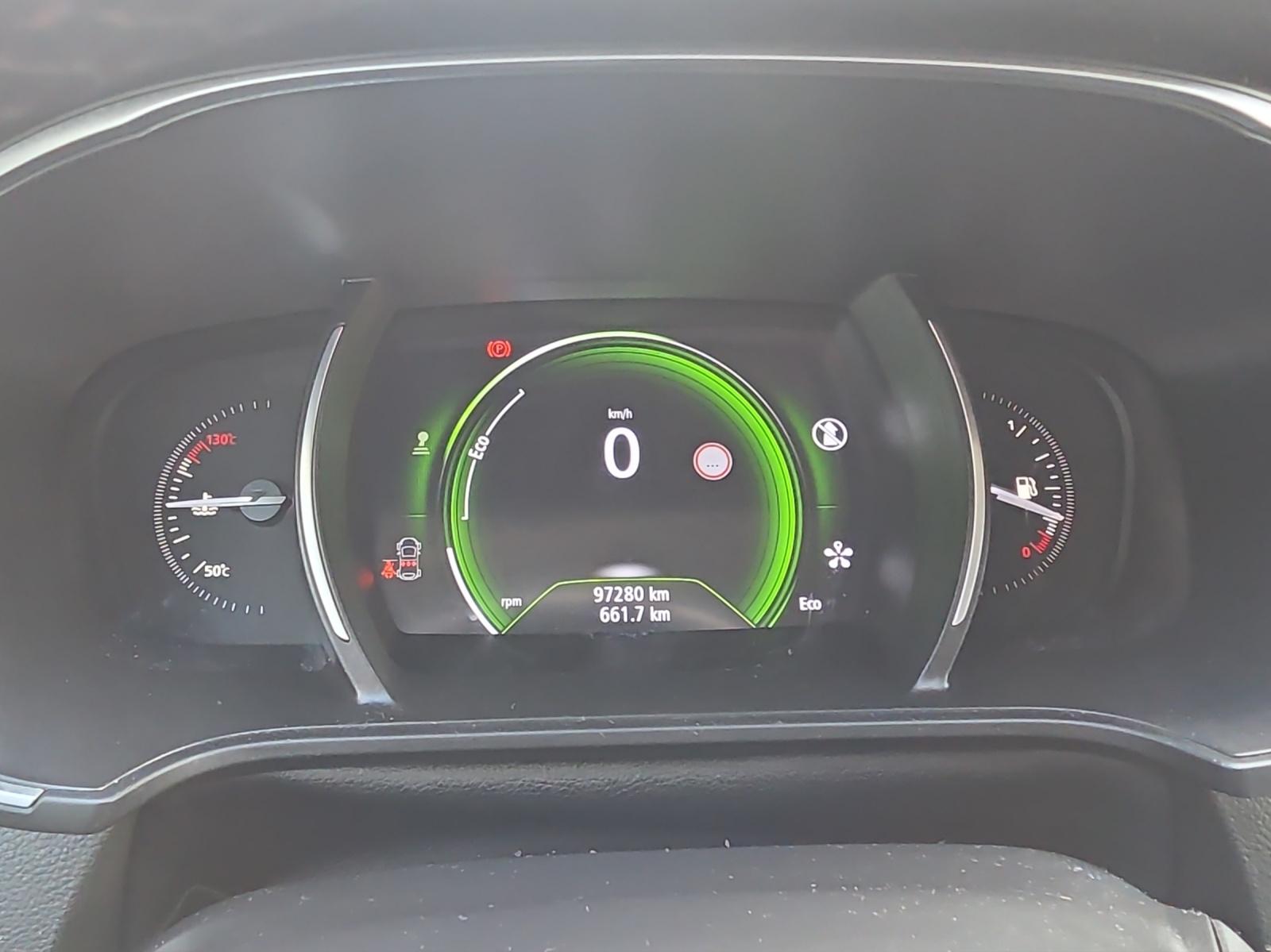 RENAULT Mégane 1.2 TCe 130 90th Anniversary-image-12