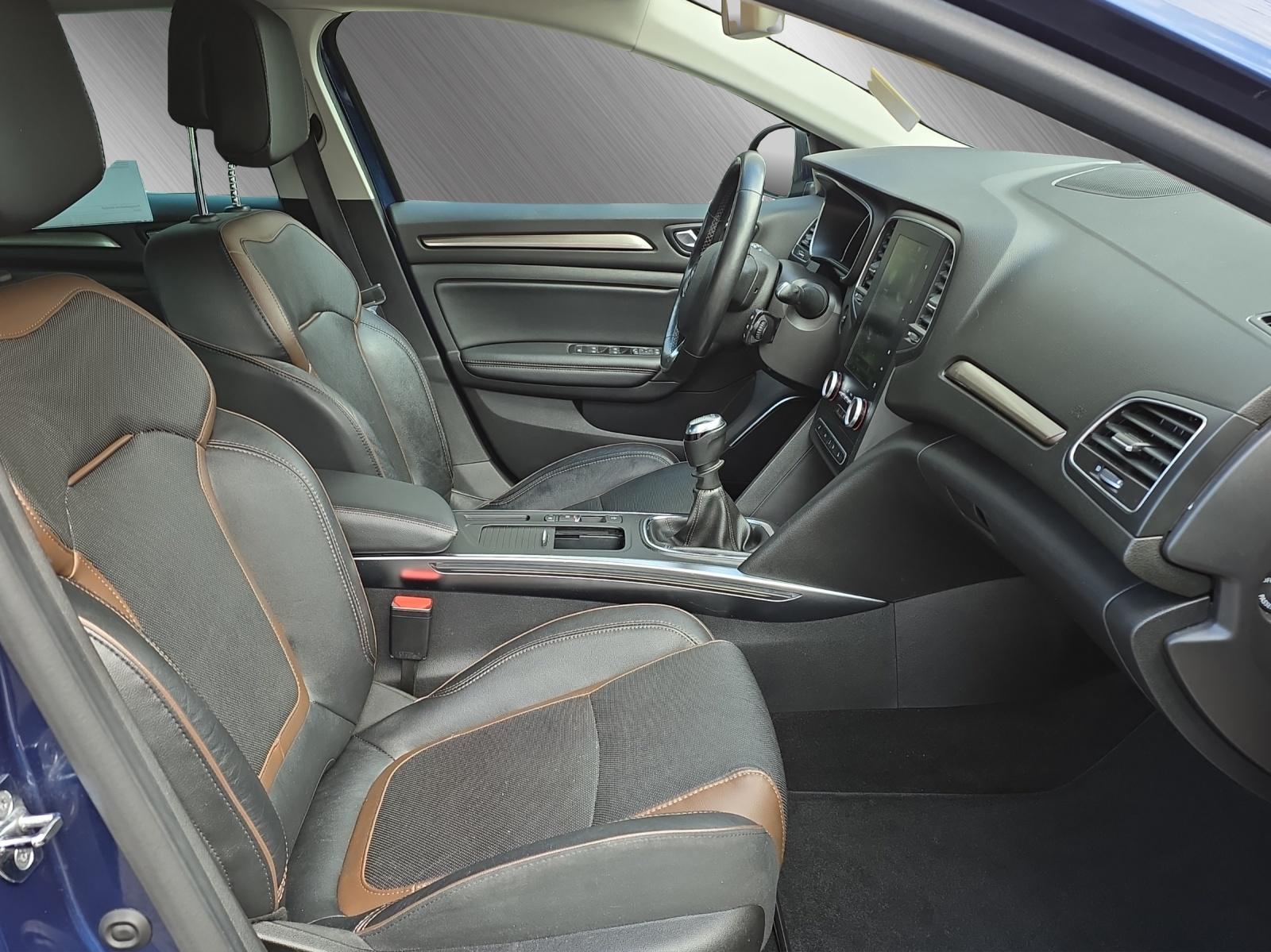 RENAULT Mégane 1.2 TCe 130 90th Anniversary-image-14
