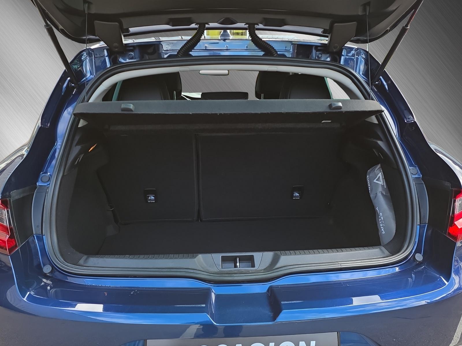 RENAULT Mégane 1.2 TCe 130 90th Anniversary-image-10