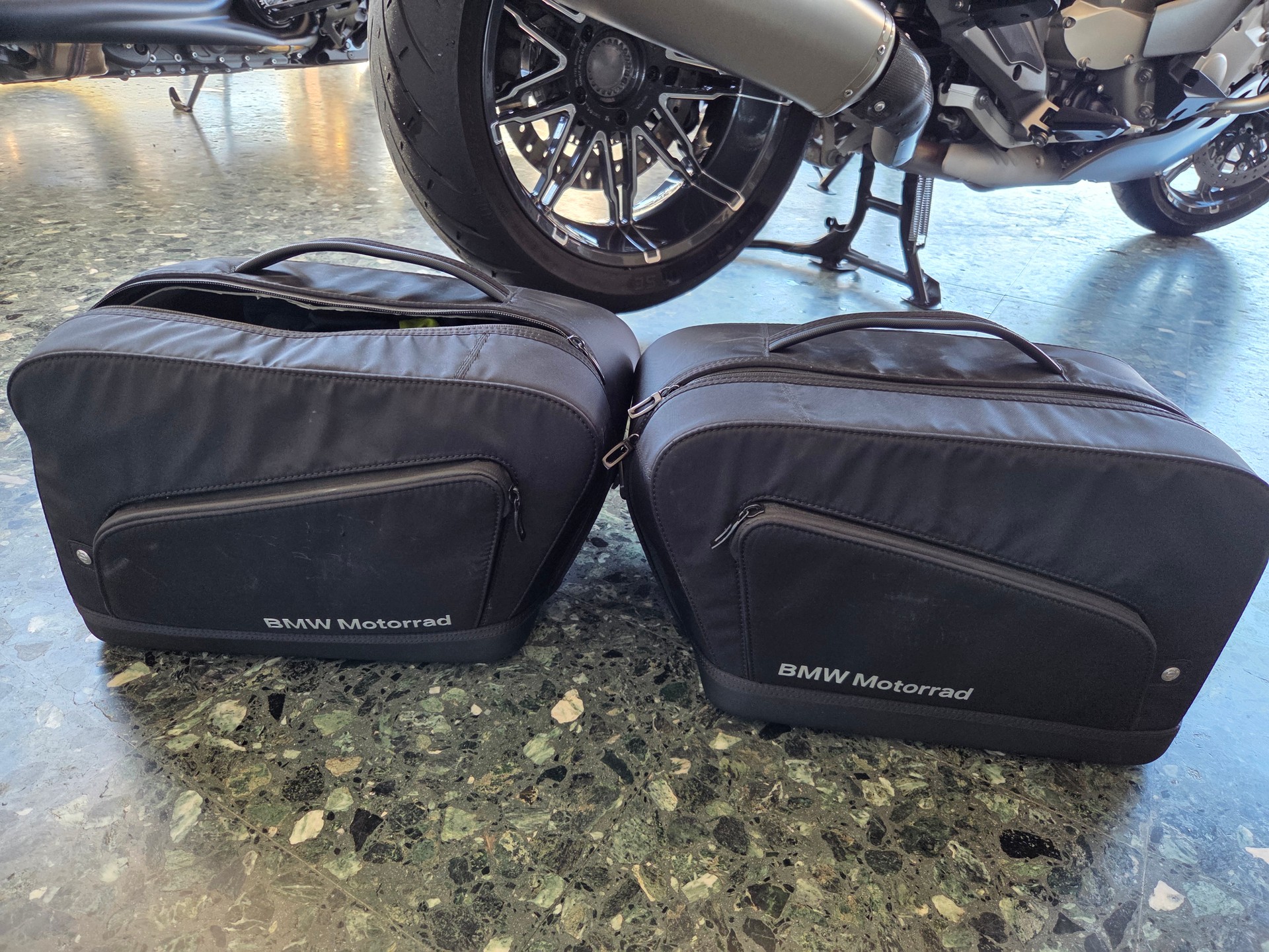 BMW K 1600 GTL-image-12