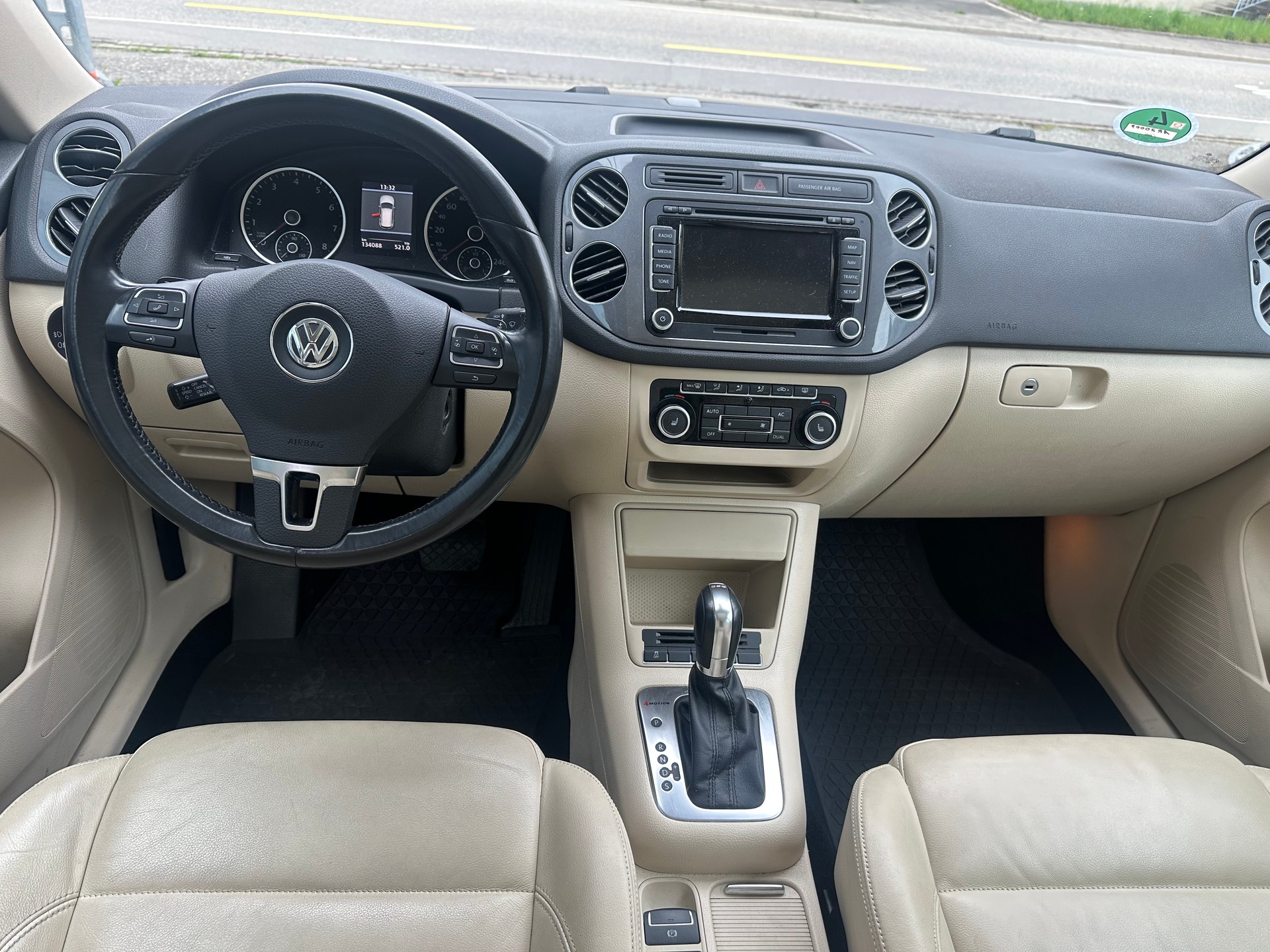 VW Tiguan 2.0 TSI Sport&Style 4Motion DSG-image-5