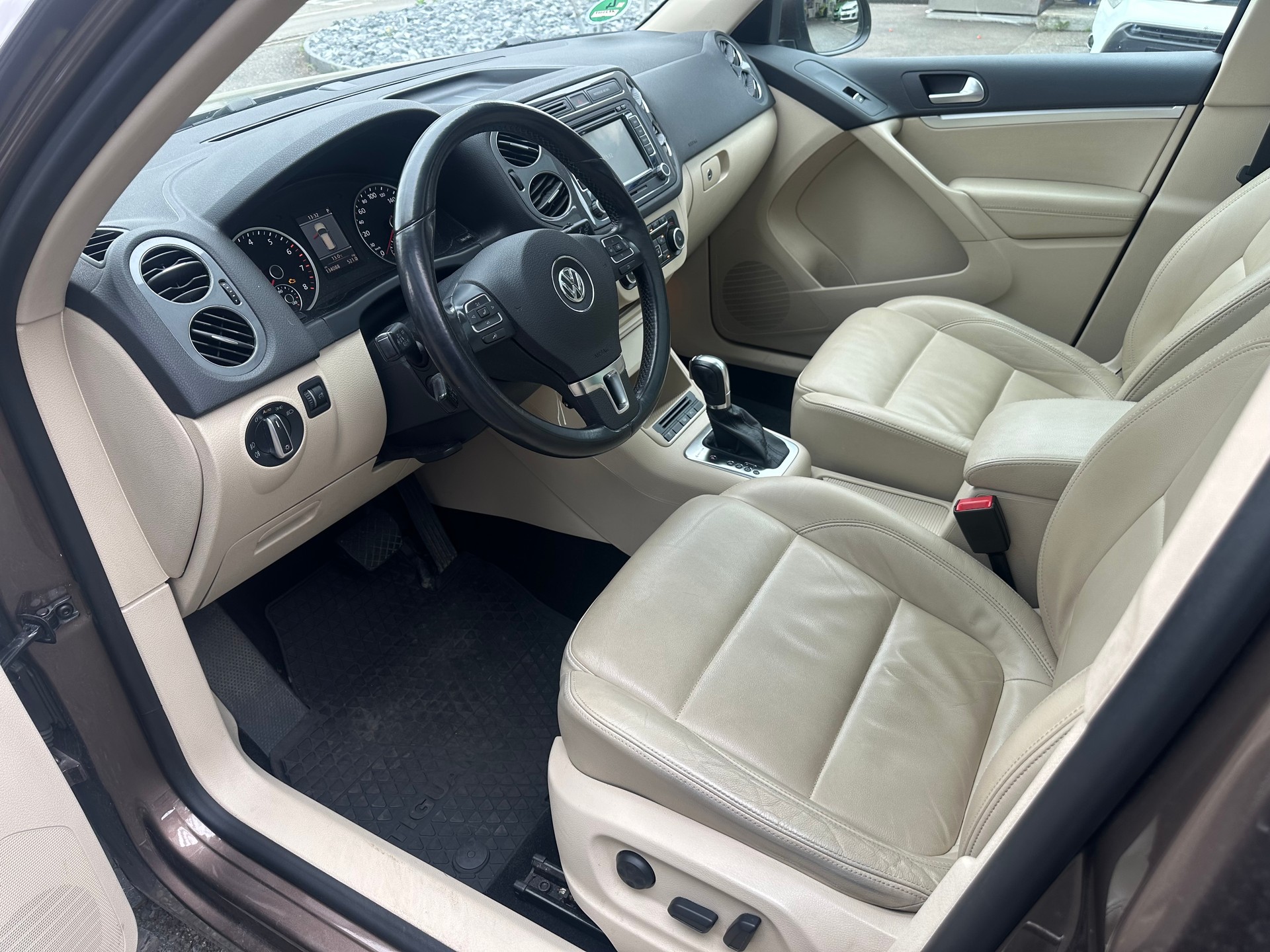 VW Tiguan 2.0 TSI Sport&Style 4Motion DSG-image-8