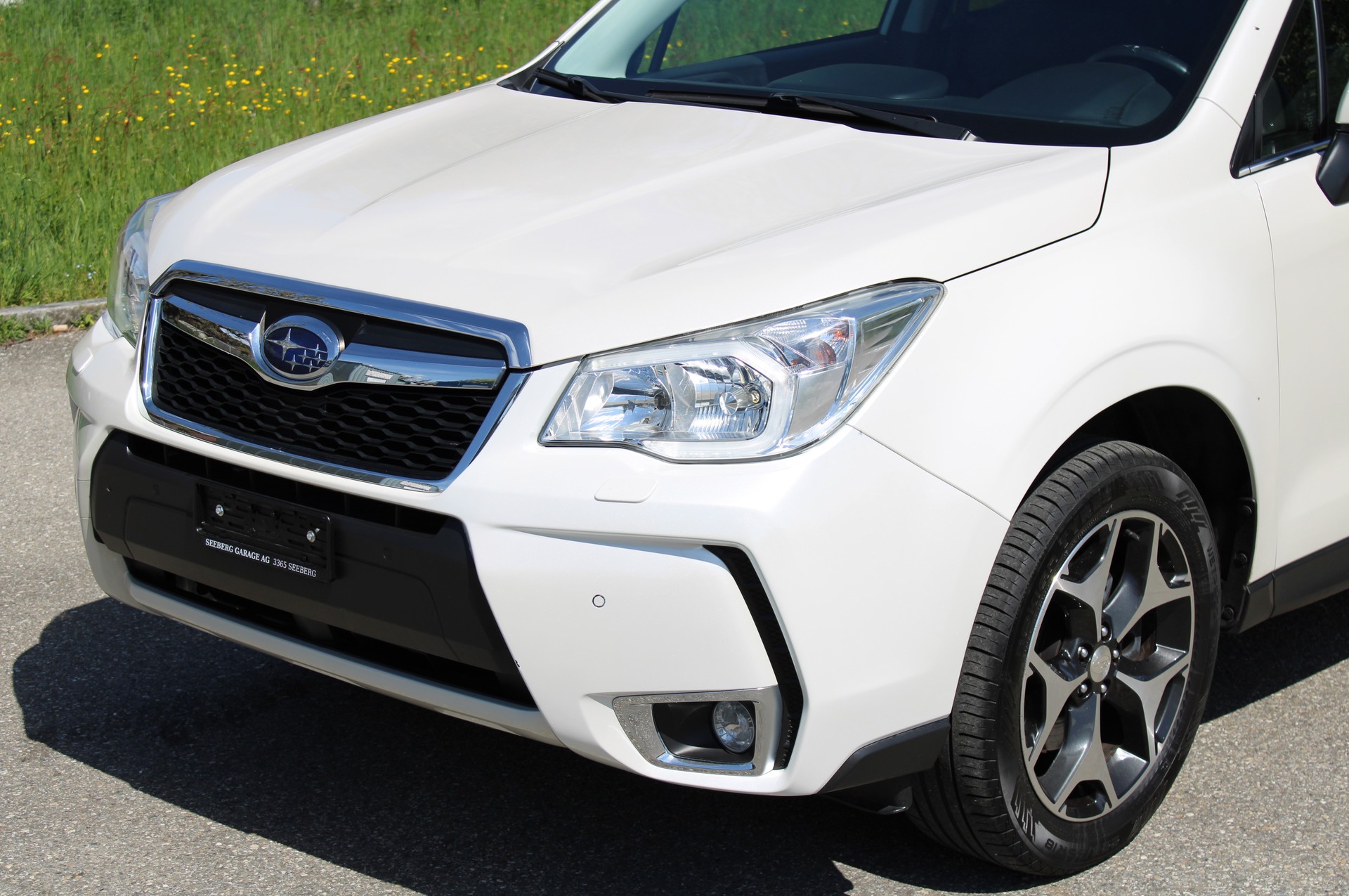 SUBARU Forester 2.0XT Luxury Lineartronic-image-8