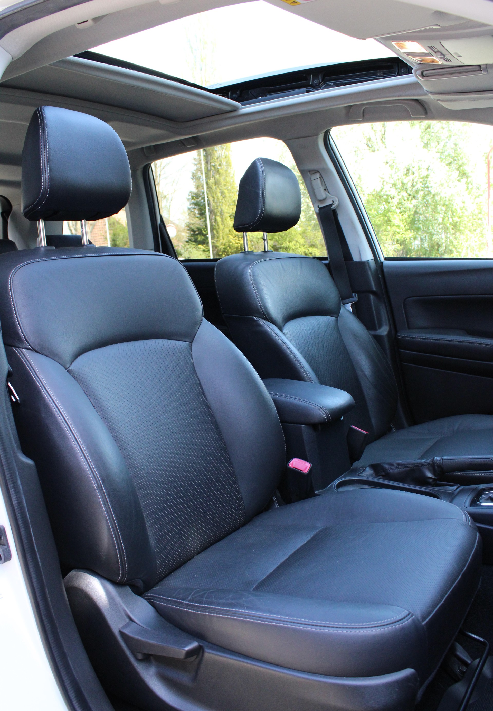 SUBARU Forester 2.0XT Luxury Lineartronic-image-14