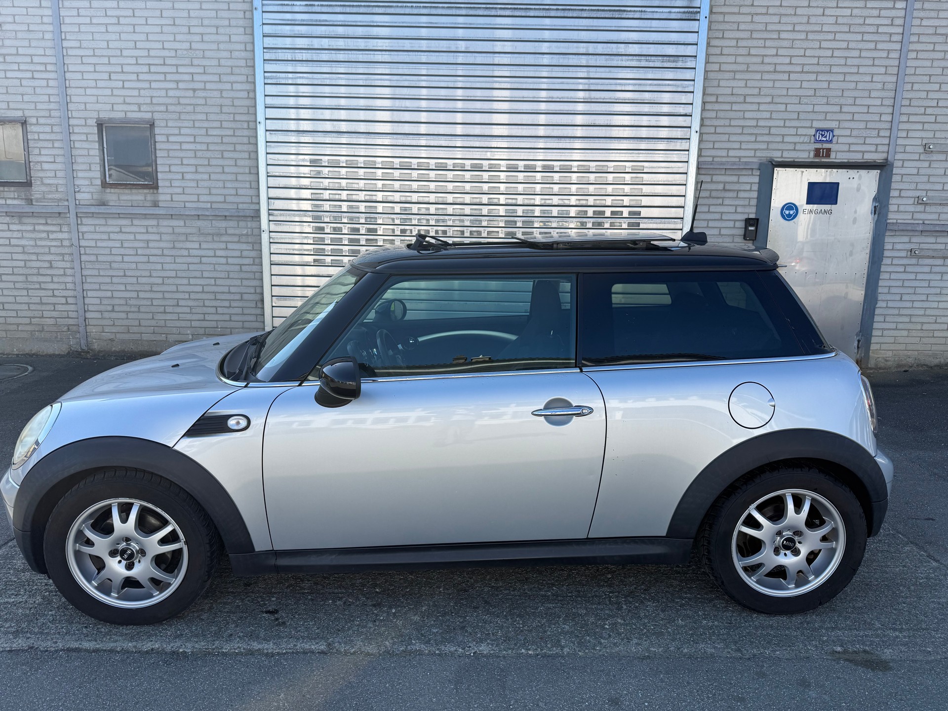 MINI Cooper-image-3
