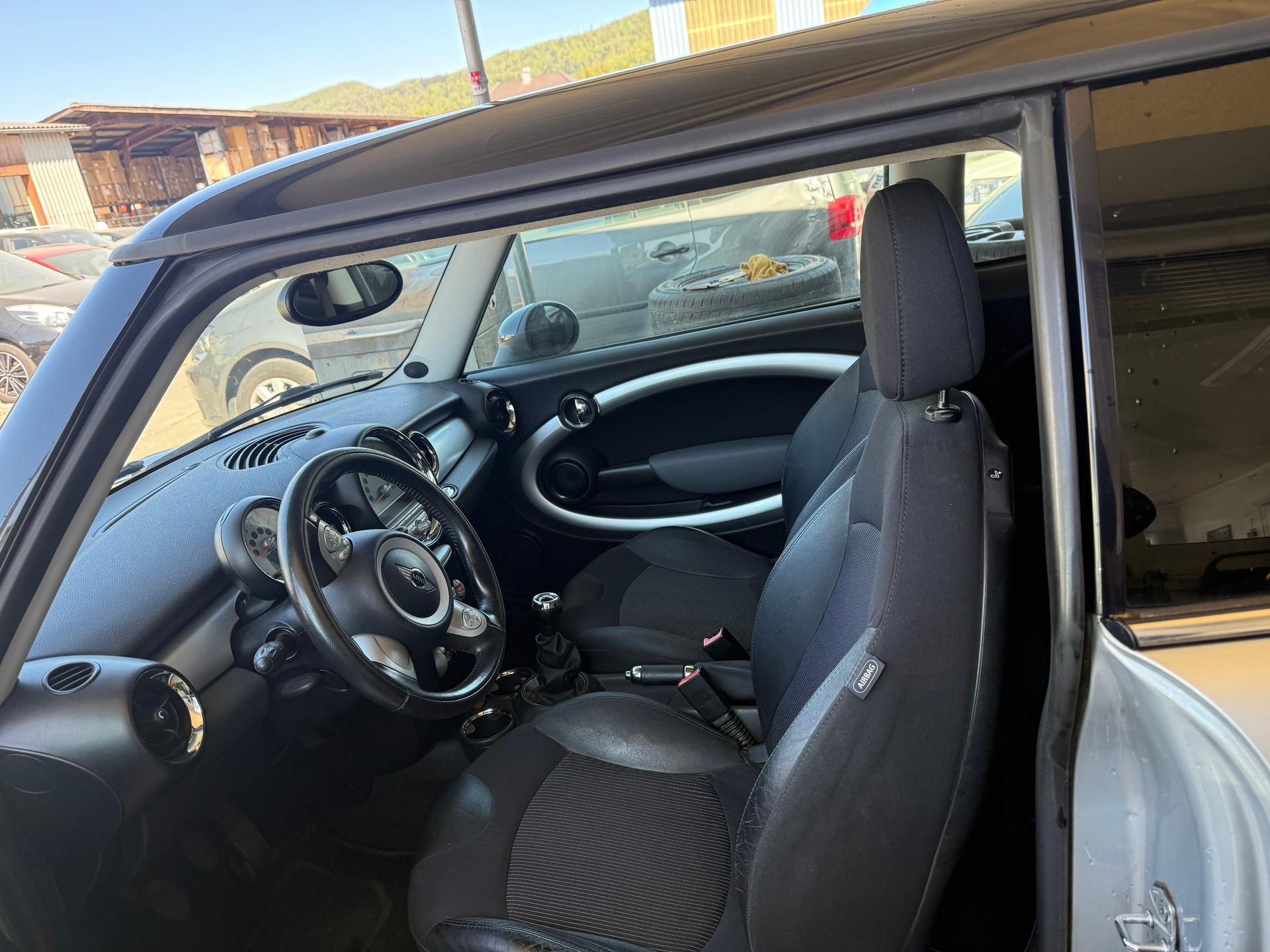 MINI Cooper-image-7
