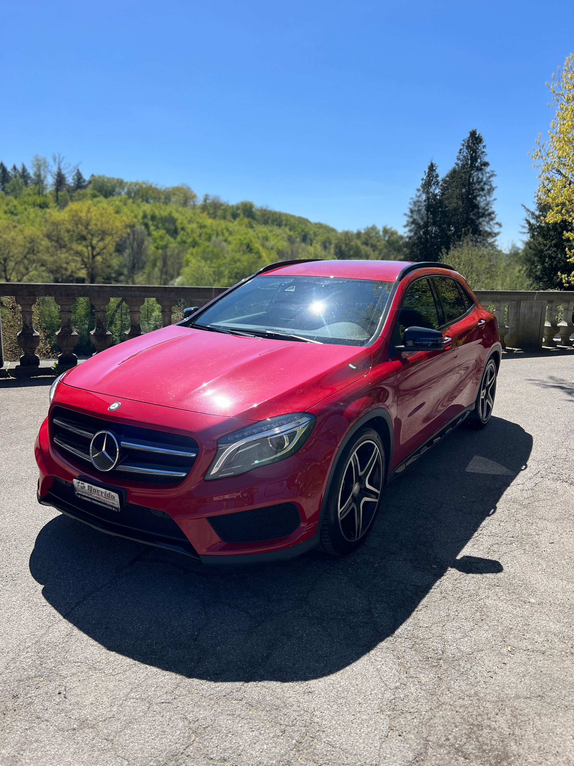 MERCEDES-BENZ GLA 250 AMG Line 4Matic 7G-DCT-image-1