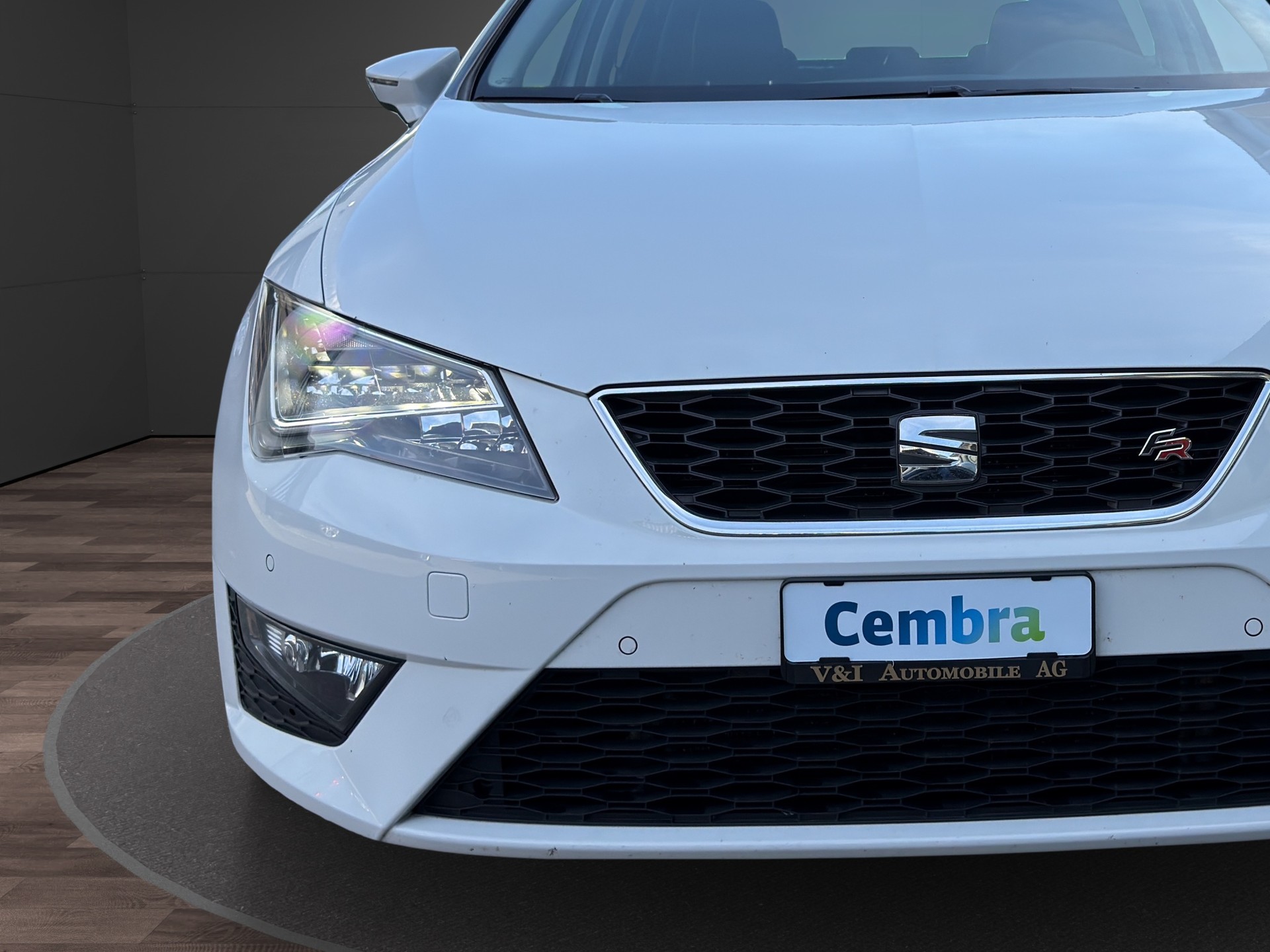 SEAT Leon 2.0 TDI FR-image-8