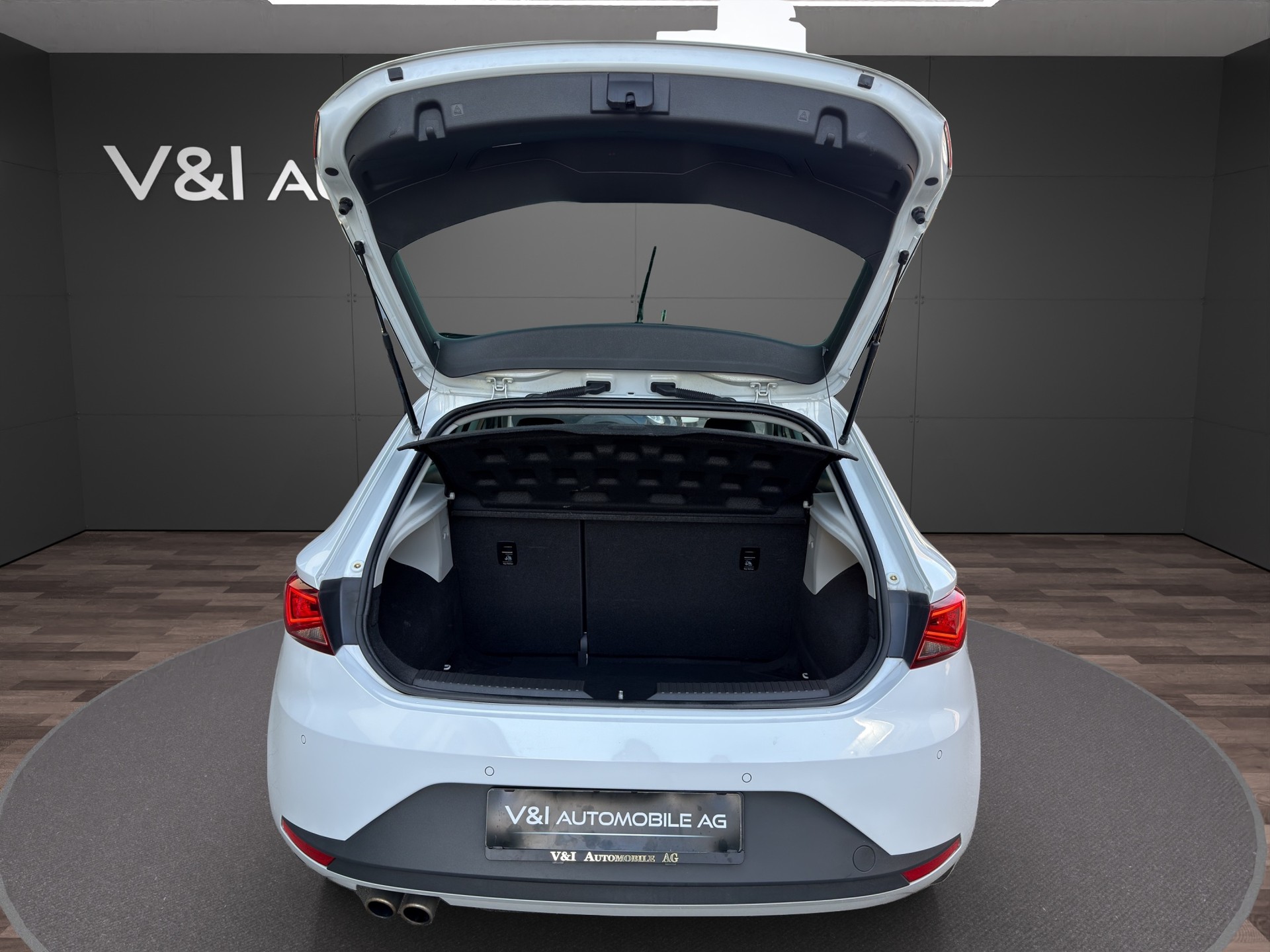 SEAT Leon 2.0 TDI FR-image-23