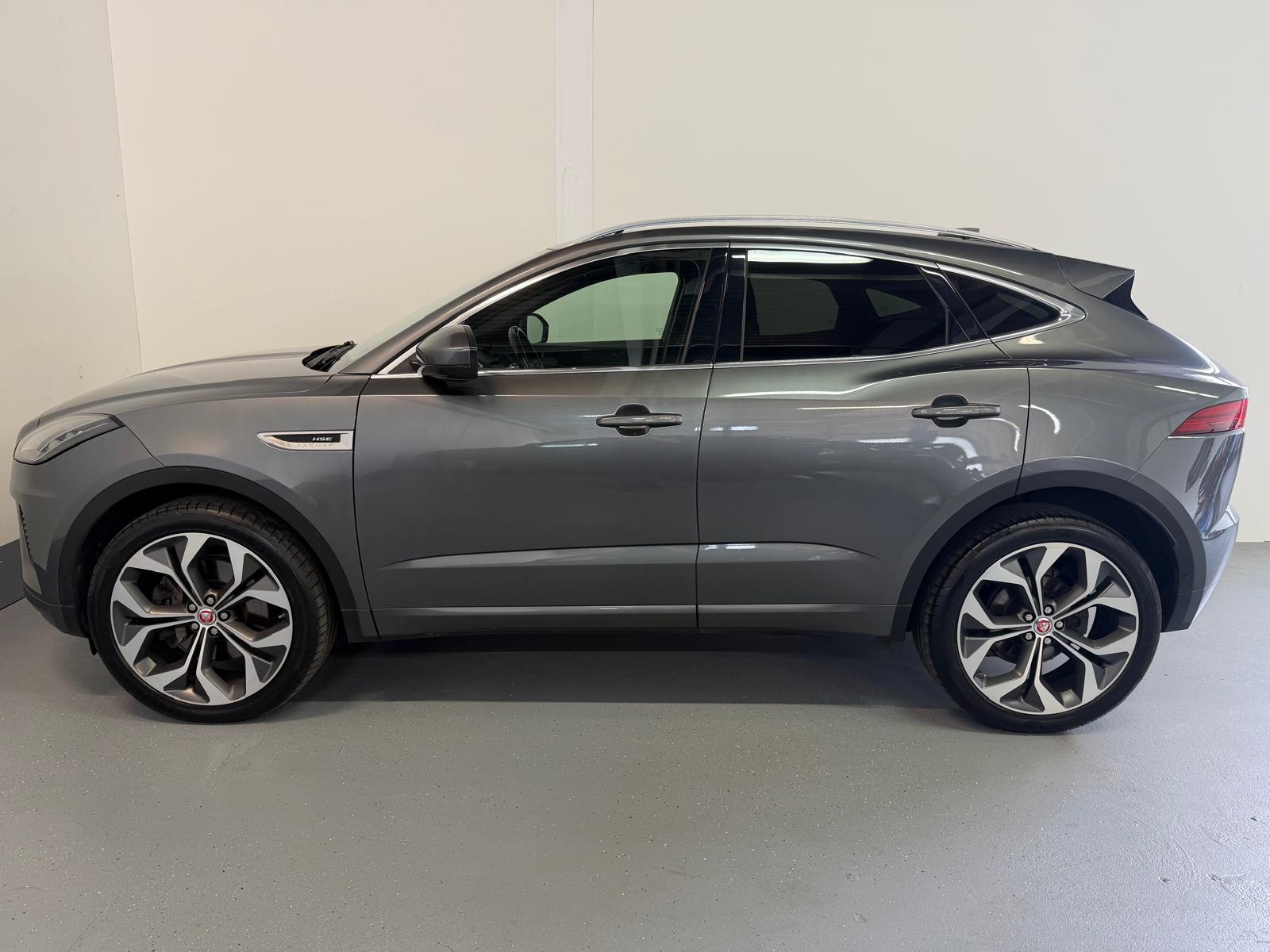 JAGUAR E-Pace 2.0d D240 R-Dynamic HSE AWD Automatik-image-6