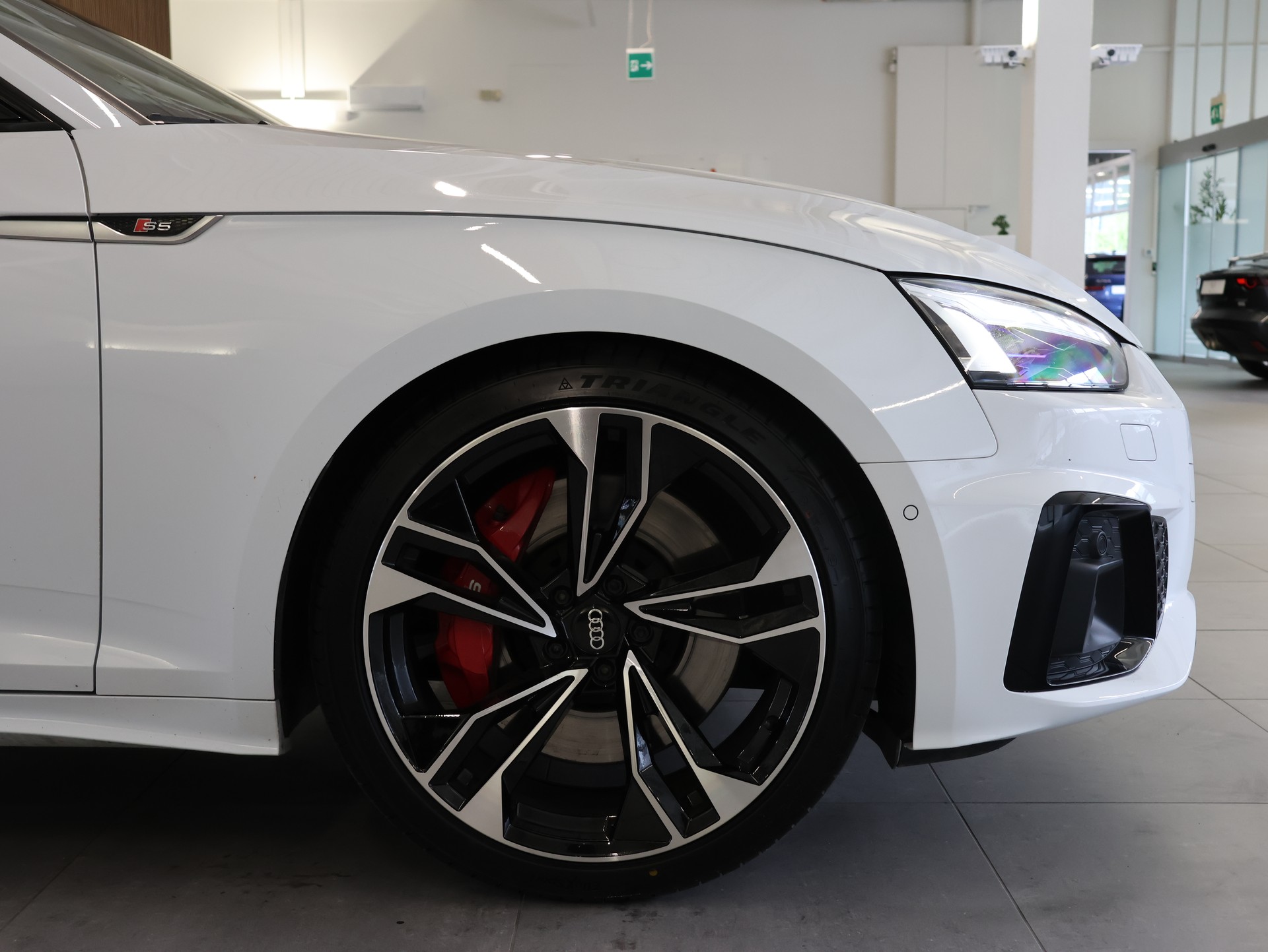AUDI S5 Sportback 3.0 TDI quattro tiptronic *Massage*Carbon*Panorama*Matrix*-image-7
