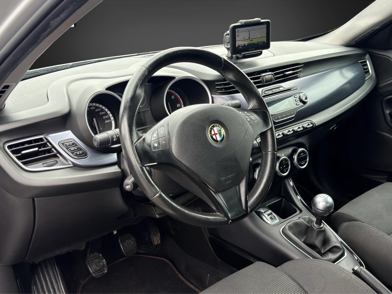 ALFA ROMEO Giulietta 1.6 JTDM Distinctive-image-7
