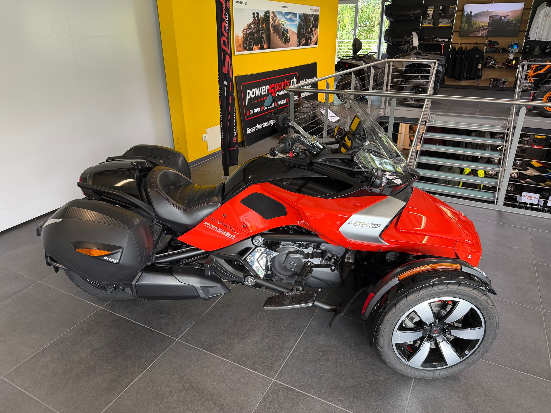 CAN-AM Spyder F3-S SE6-image-13