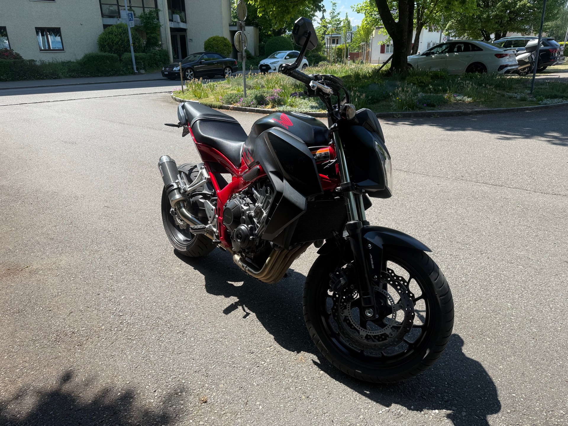 HONDA CB650F-image-3