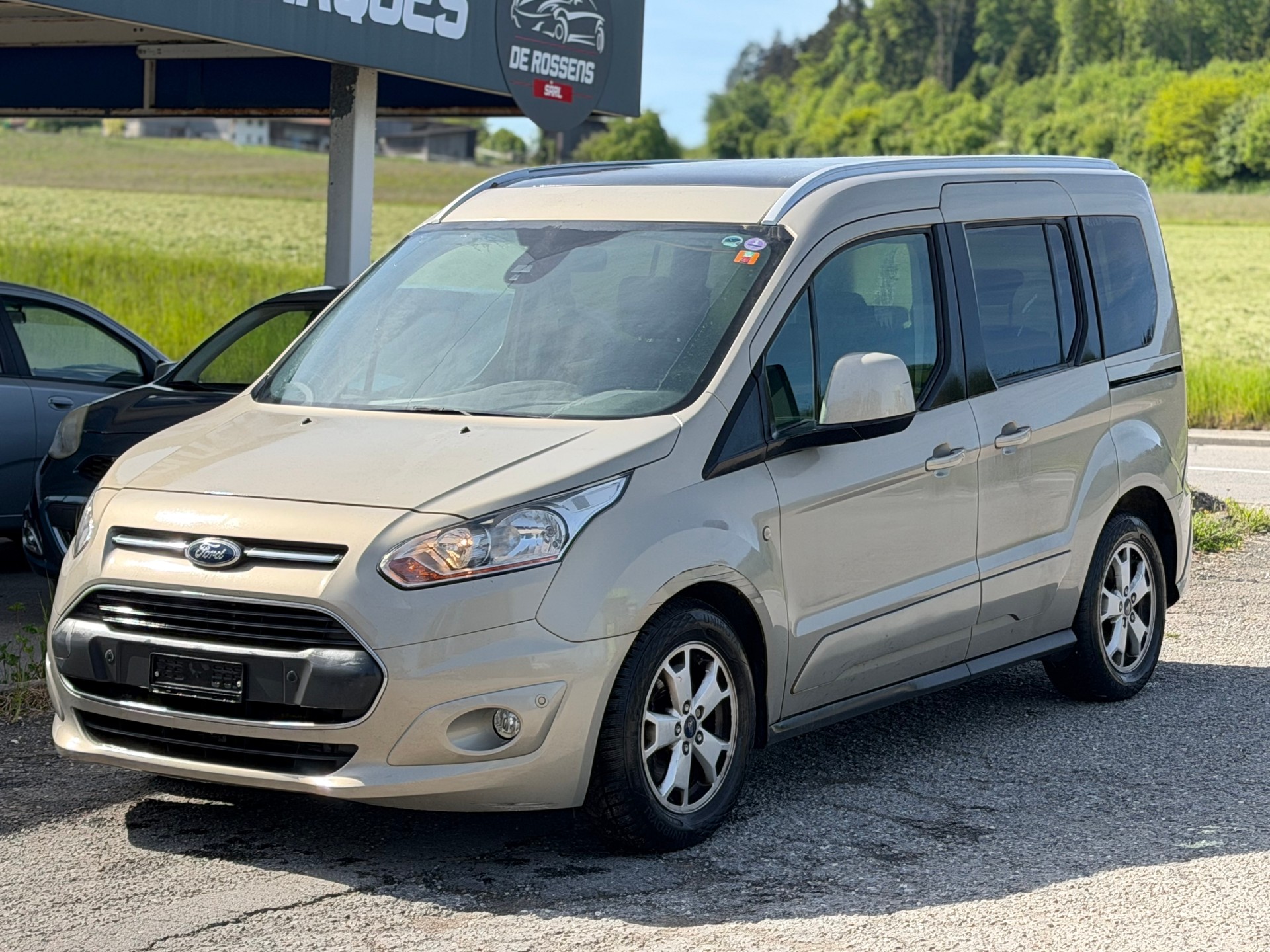 FORD Tourneo Connect 1.0 SCTi Titanium-image-2