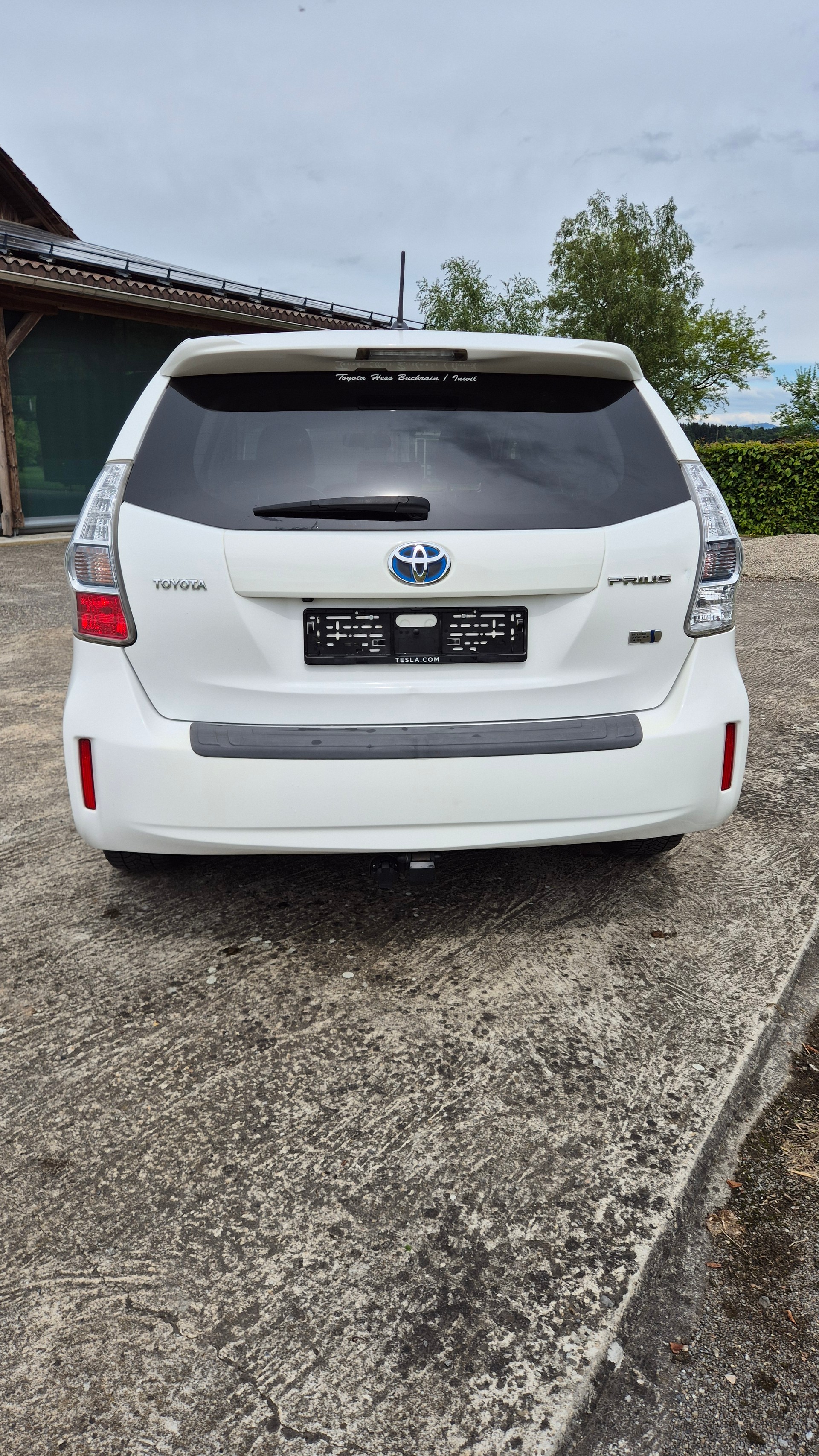 TOYOTA 1.8 VVTi HSD Sol-image-2