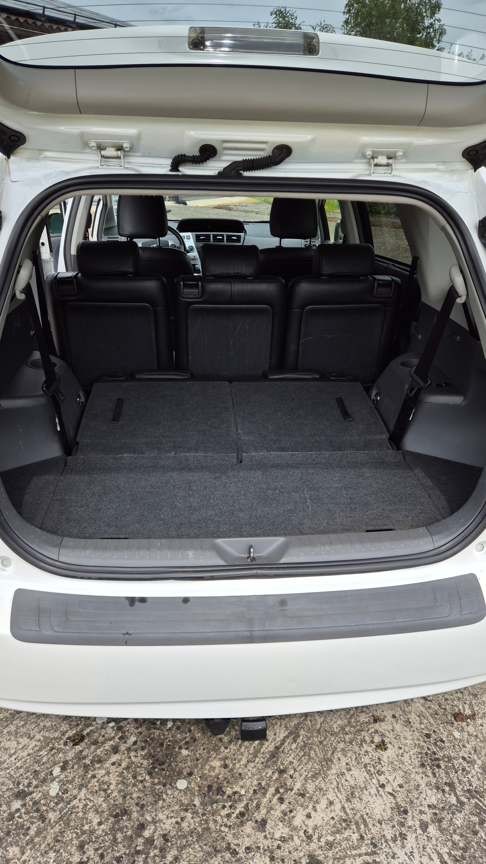 TOYOTA 1.8 VVTi HSD Sol-image-11