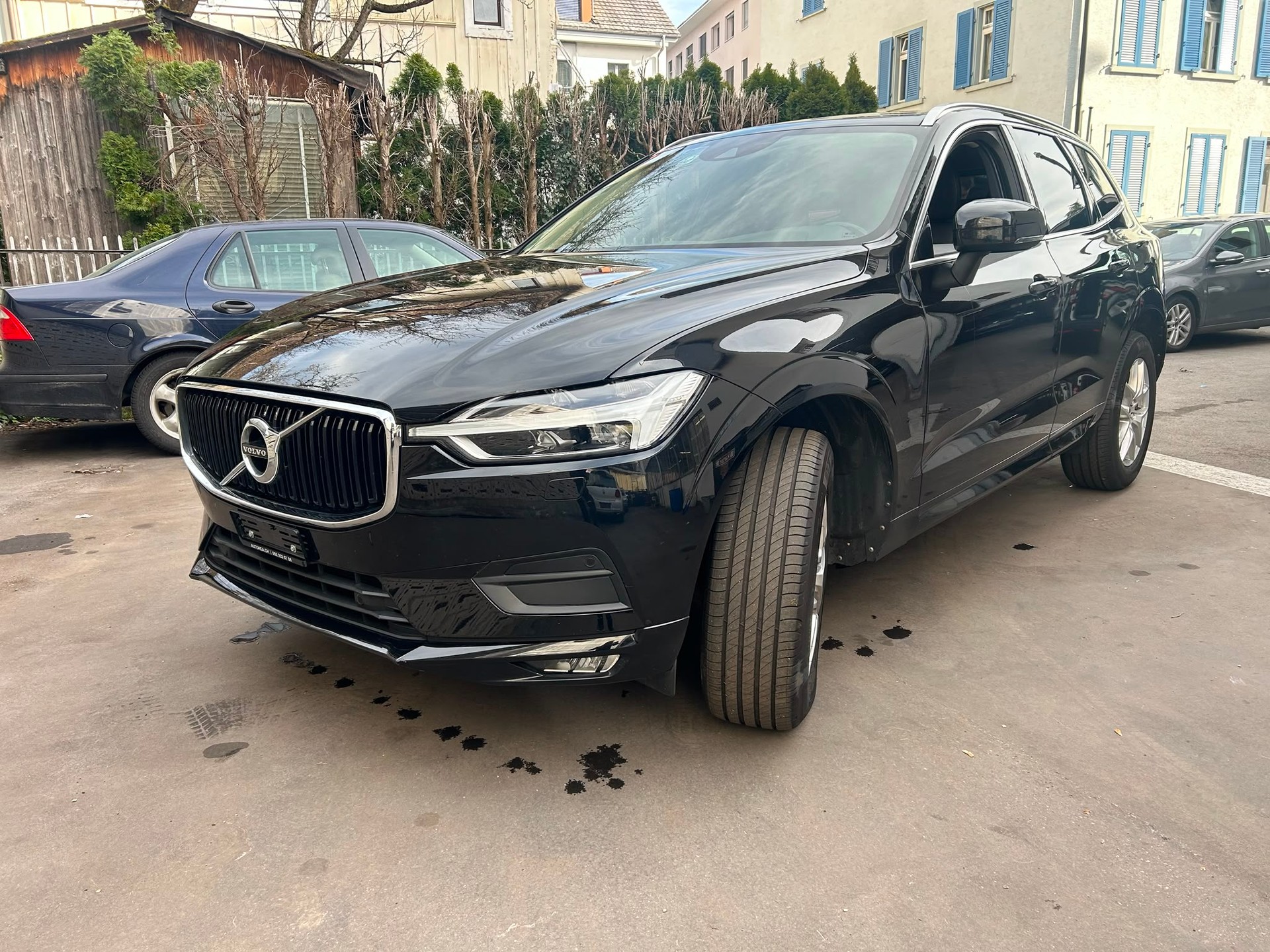 VOLVO XC60 B4 Diesel Mild Hybrid AWD Momentum Geartronic