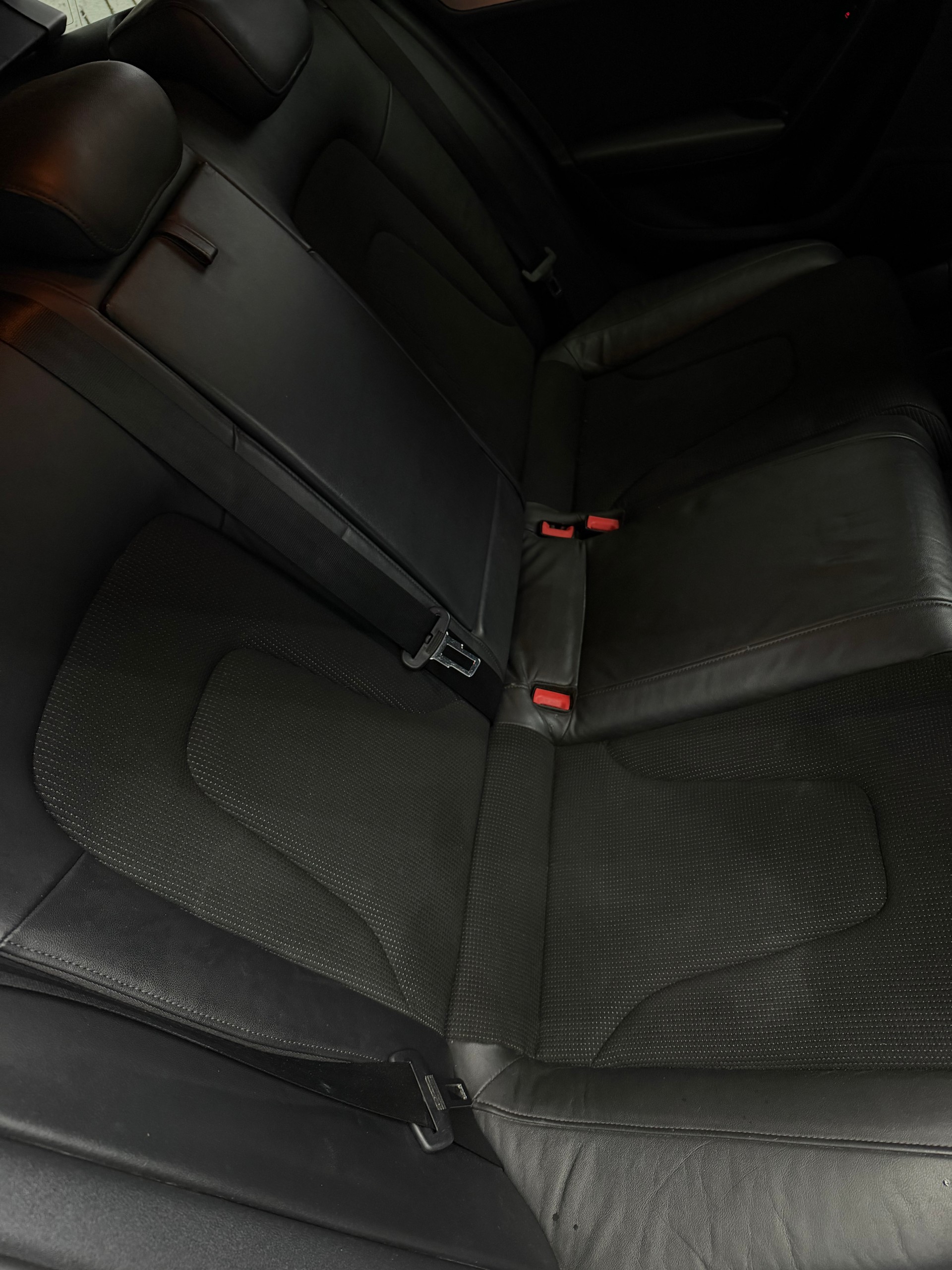 AUDI A4 Avant 3.0 TDI quattro tiptronic-image-5