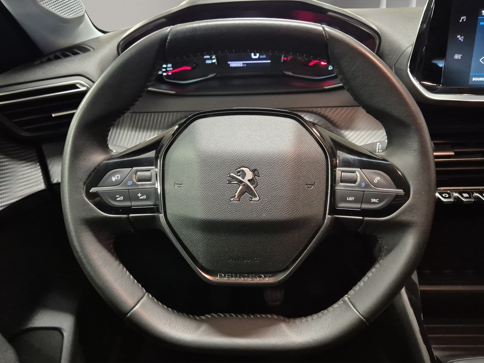 PEUGEOT 208 1.5 BlueHDi Active Pack-image-9