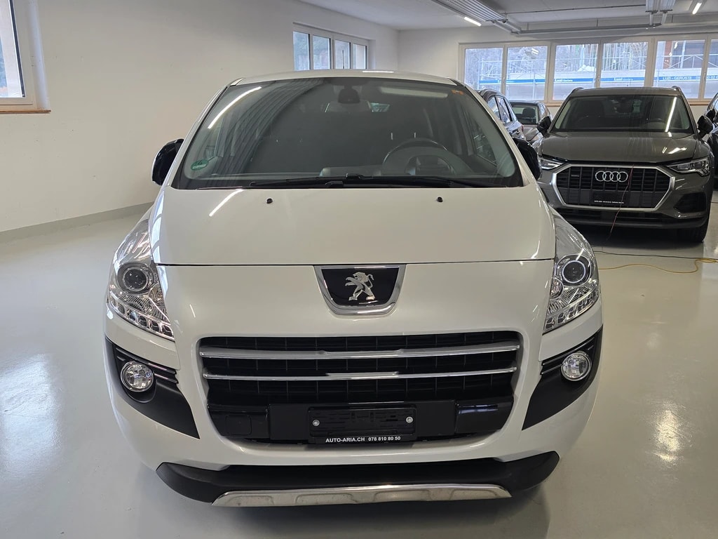 PEUGEOT 3008 HYbrid4 2.0 HDI EGS6