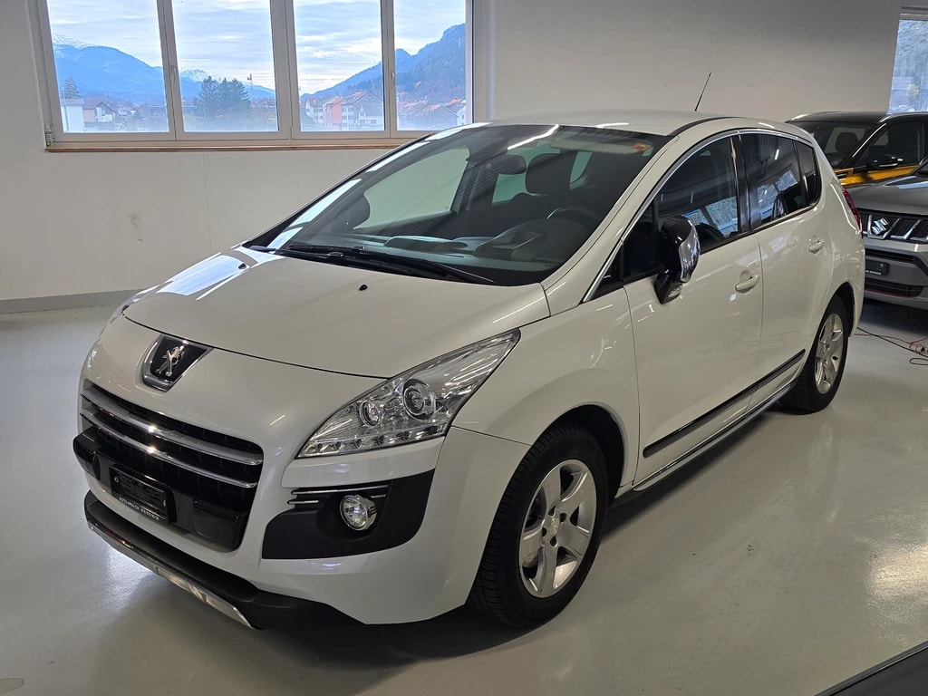 PEUGEOT 3008 HYbrid4 2.0 HDI EGS6-image-1