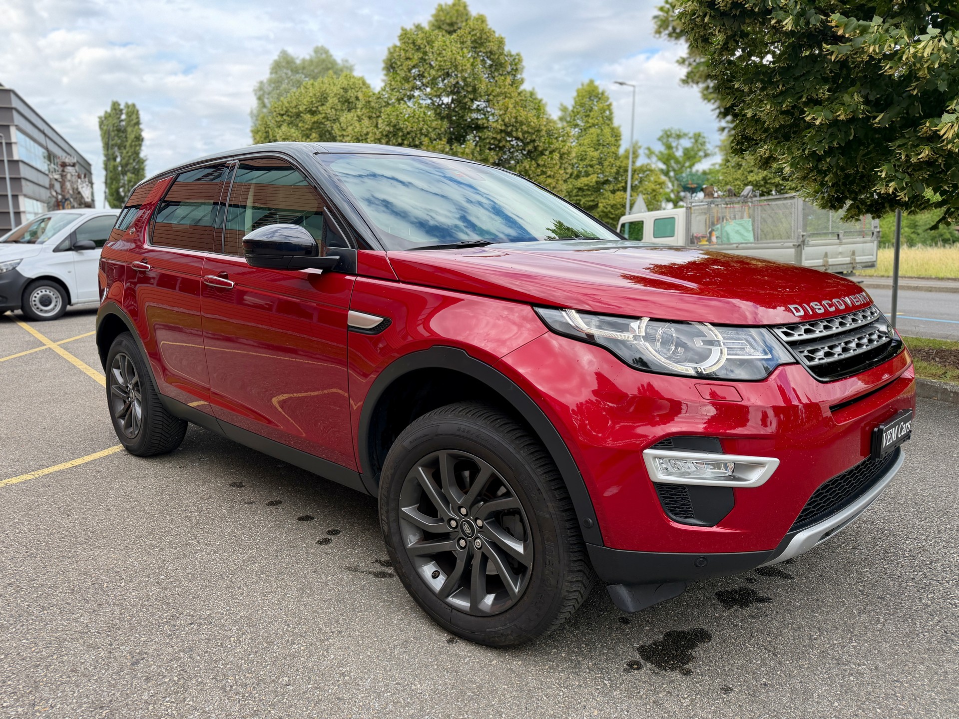 LAND ROVER Discovery Sport 2.0 TD4 HSE AT9-image-1