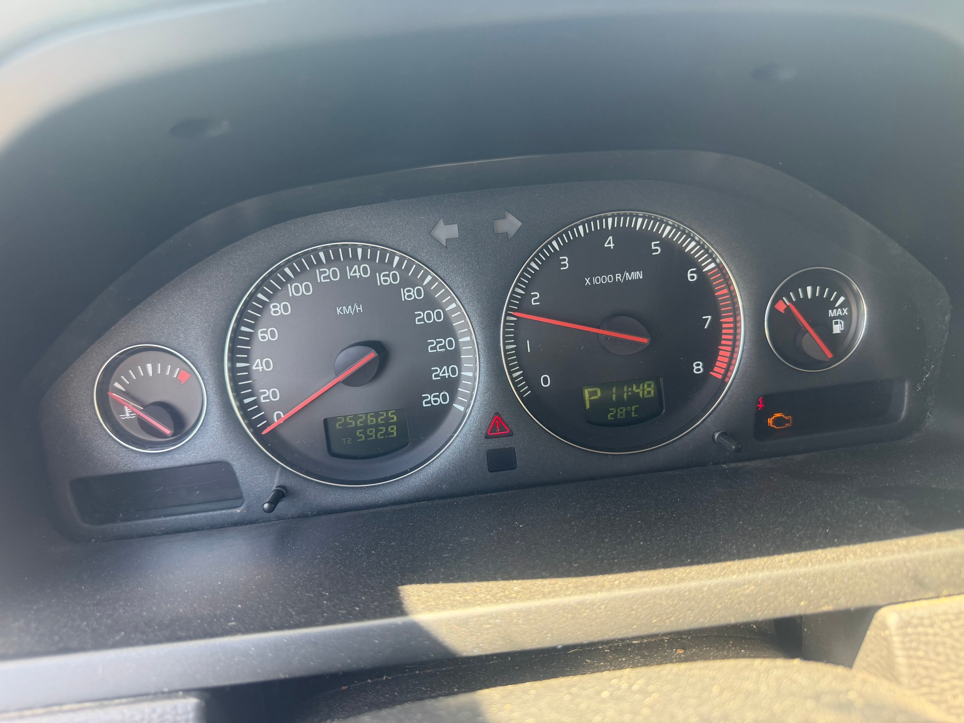 VOLVO XC90 T6 AWD Geartronic-image-7