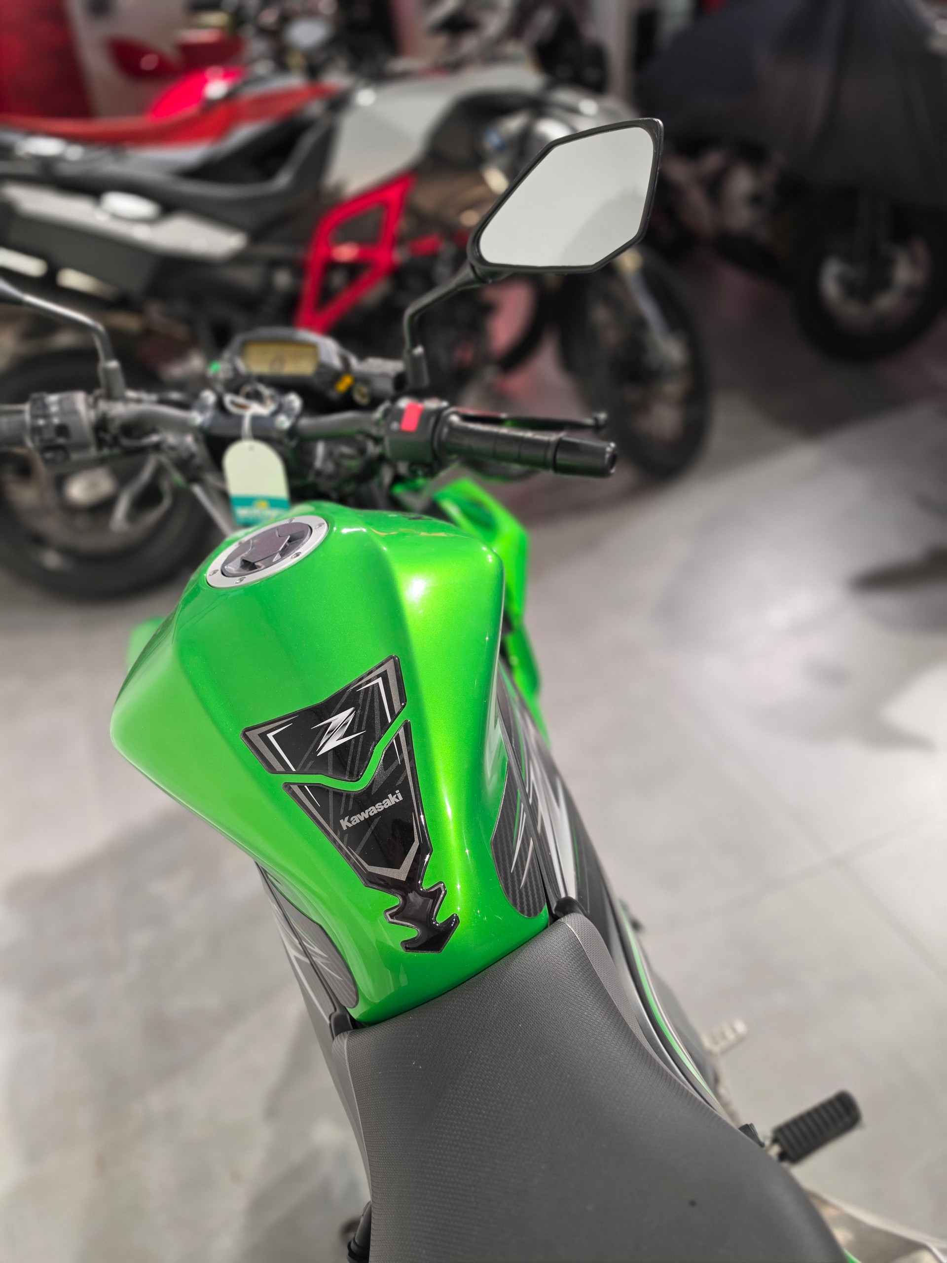 KAWASAKI Z 125 ABS-image-7