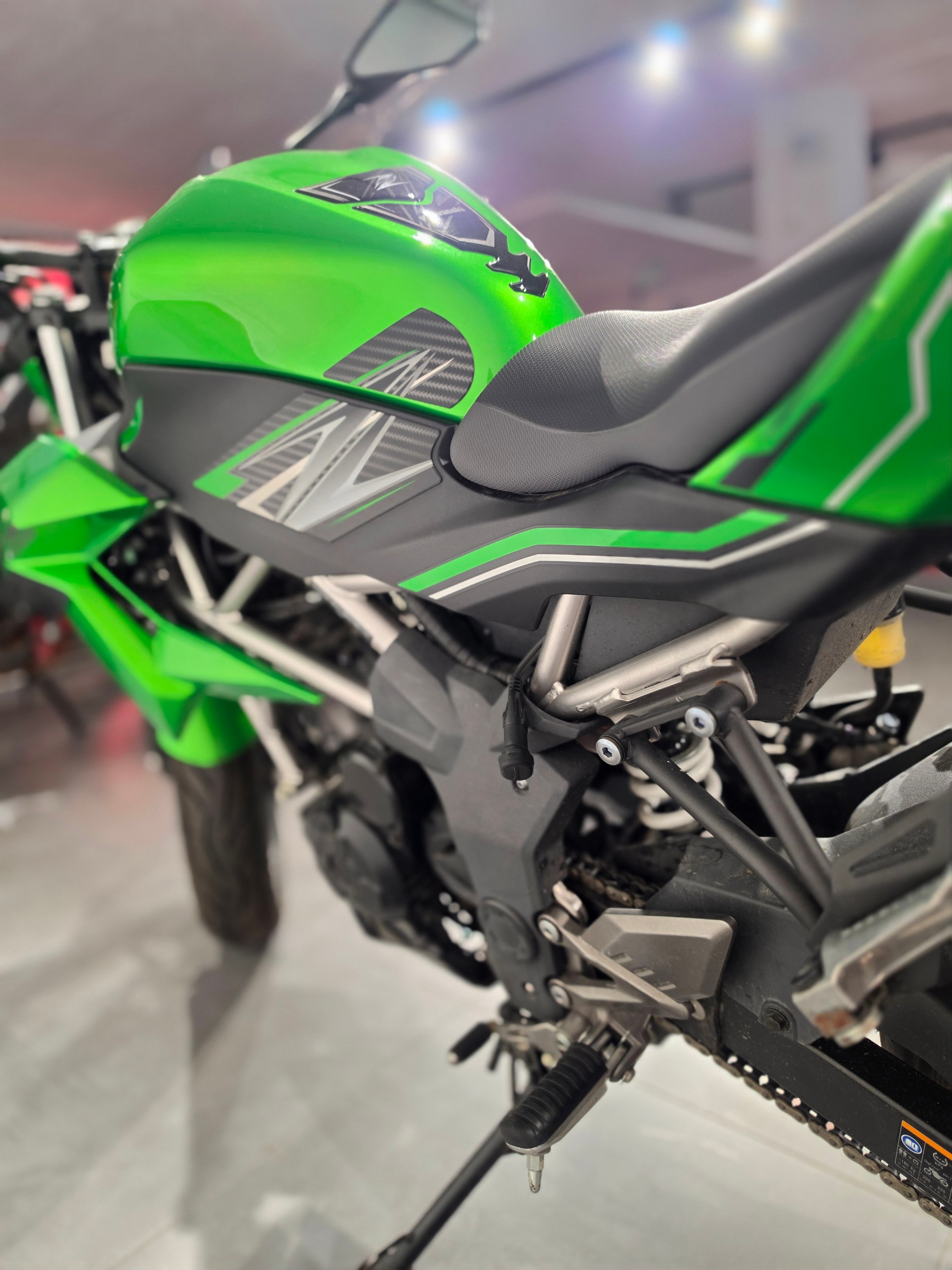 KAWASAKI Z 125 ABS-image-5