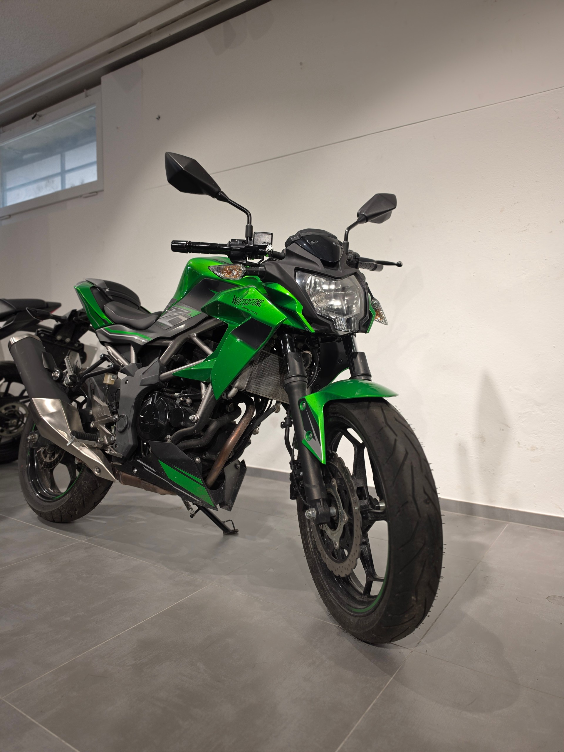 KAWASAKI Z 125 ABS-image-1