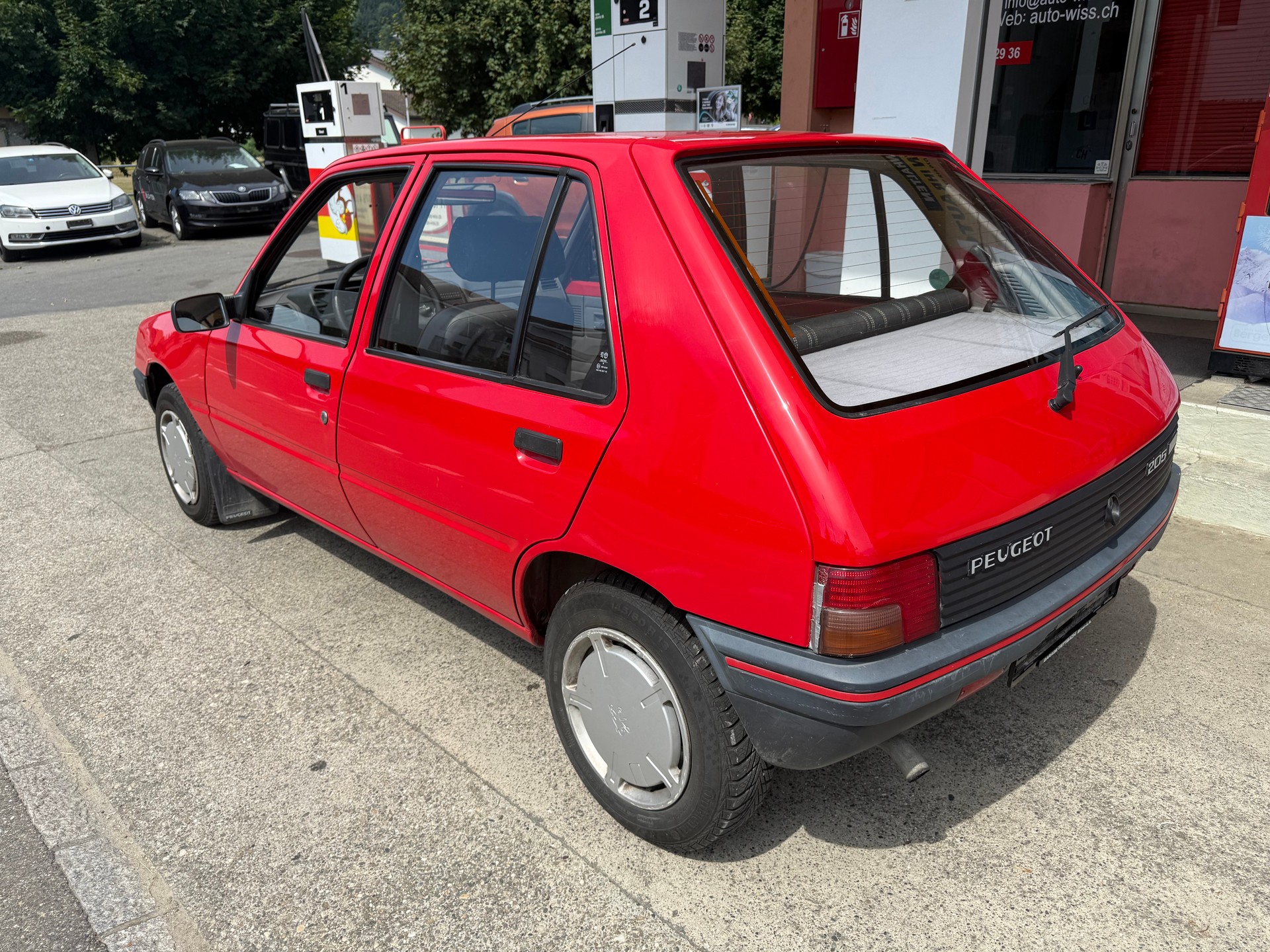 PEUGEOT 205 1.1 Look-image-4