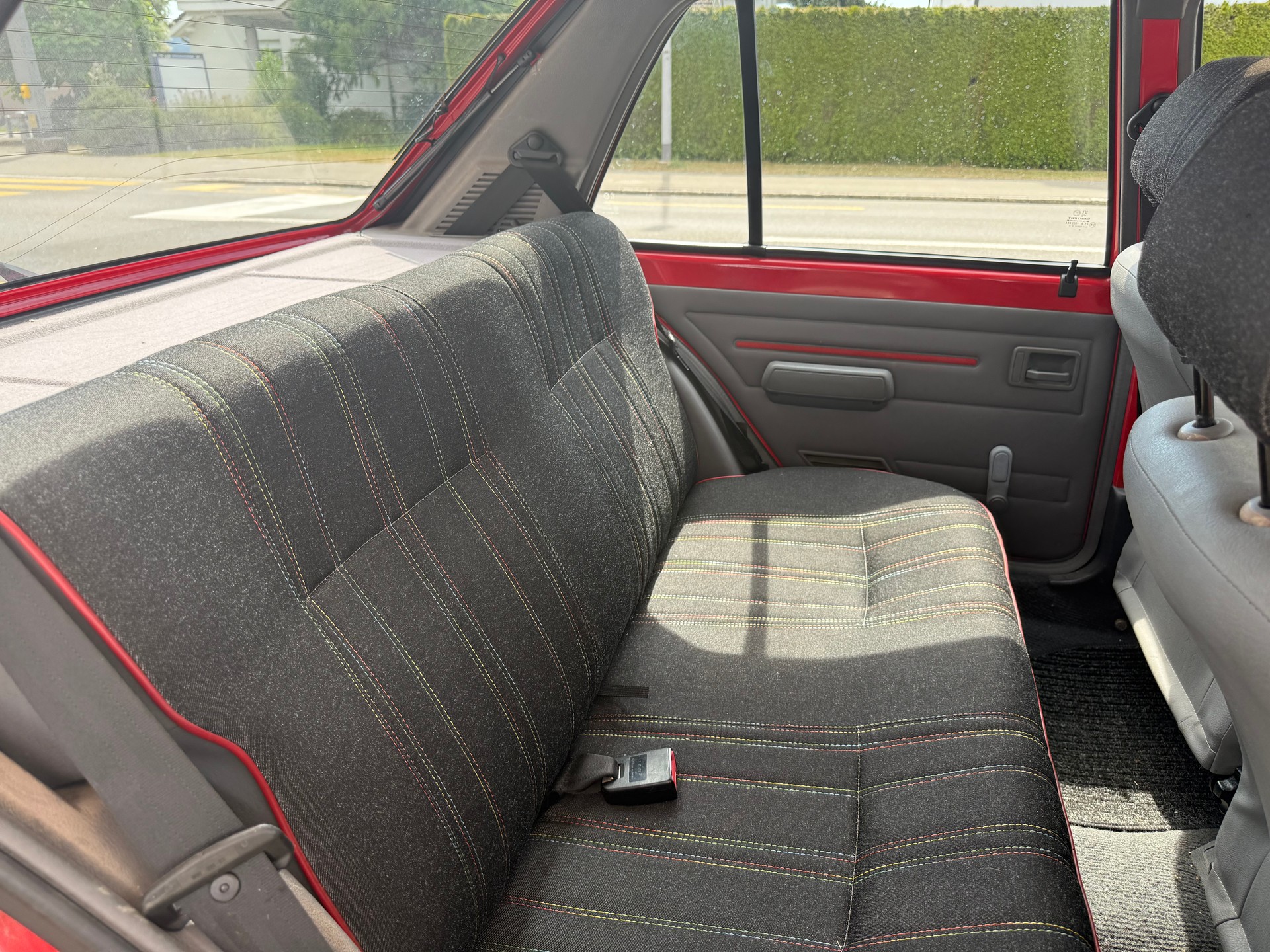 PEUGEOT 205 1.1 Look-image-10