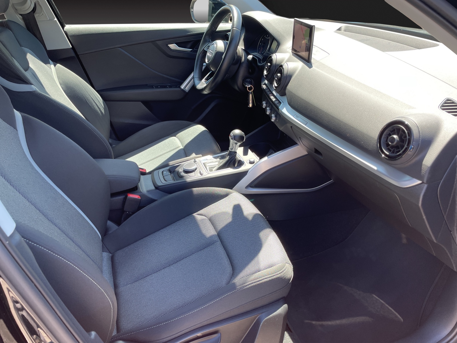 AUDI Q2 1.4 TFSI sport S-tronic-image-14